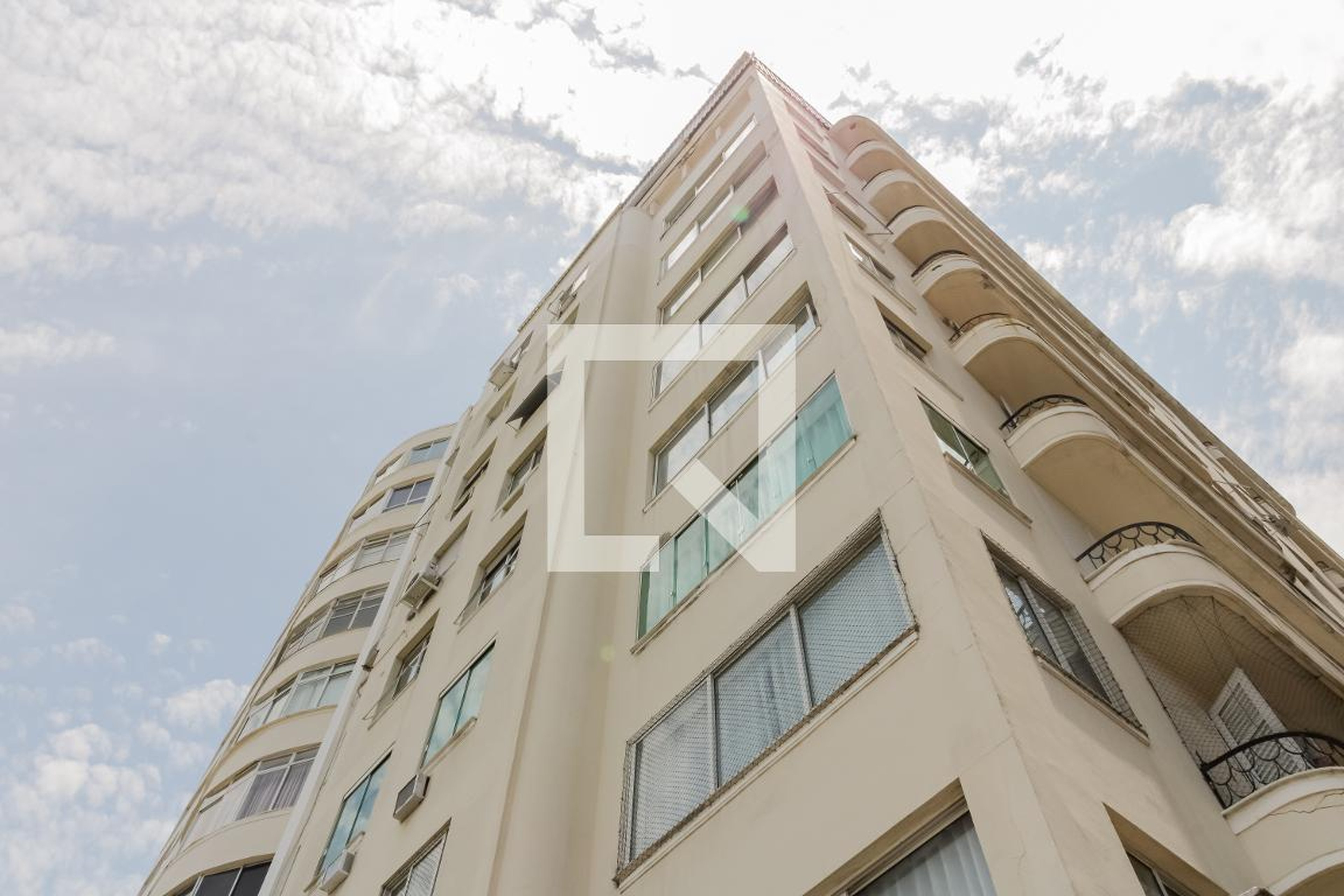 Fachada do Prédio Edifício Miguel Lemos