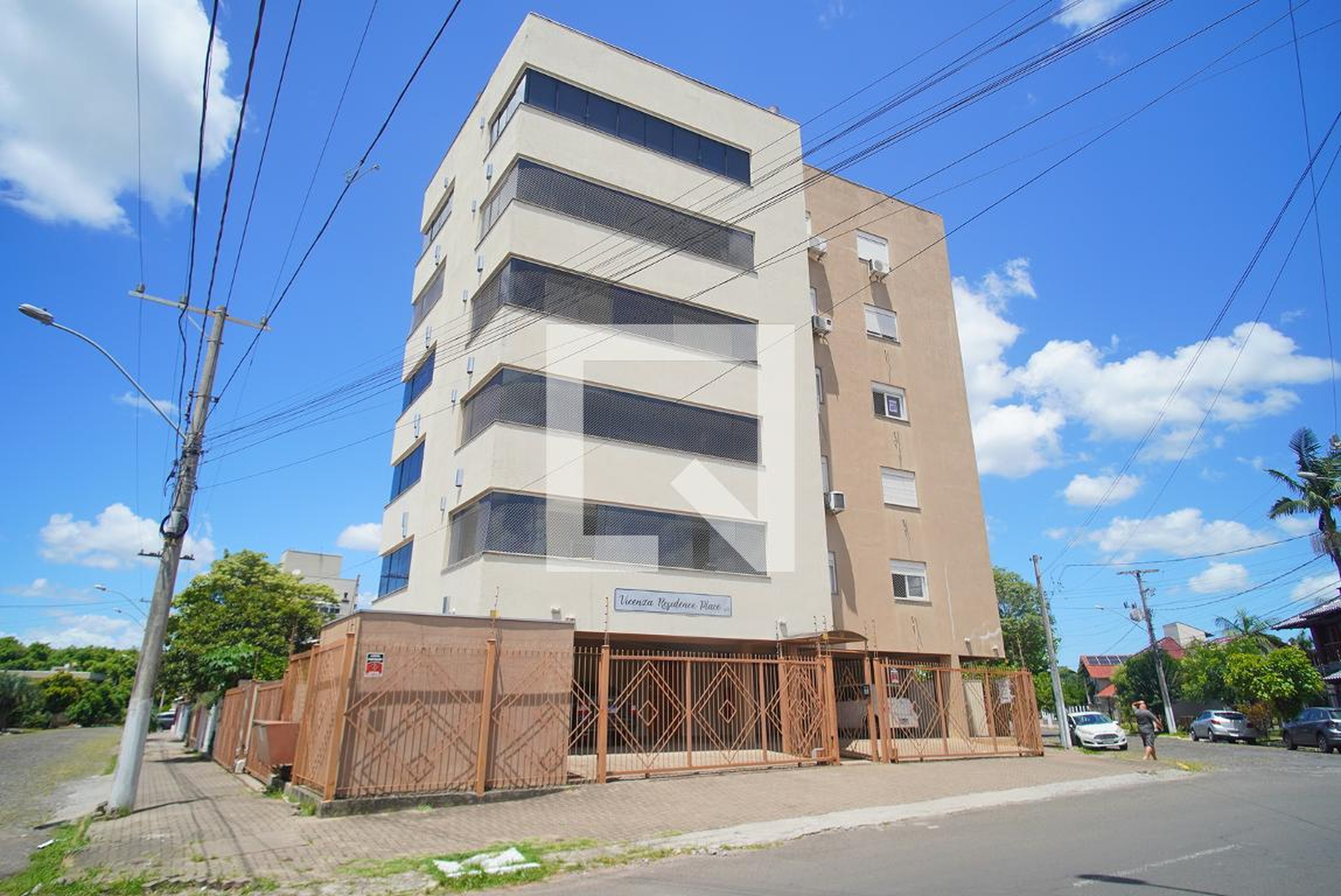 Fachada Condomínio em Rua Leopoldo Albino Scherer, 90