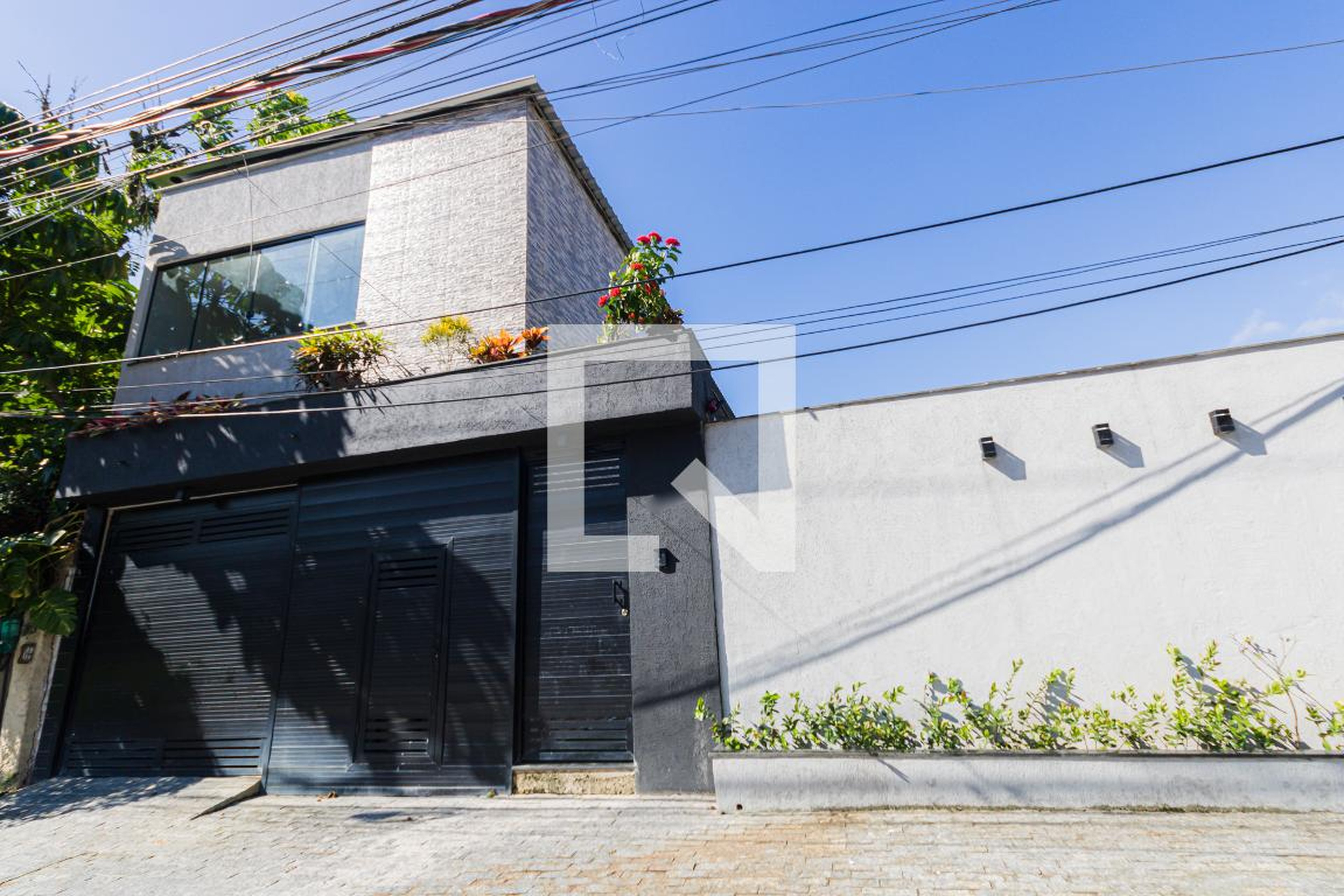 Fachada Condomínio em Avenida Afonso da Silveira Filho, 561