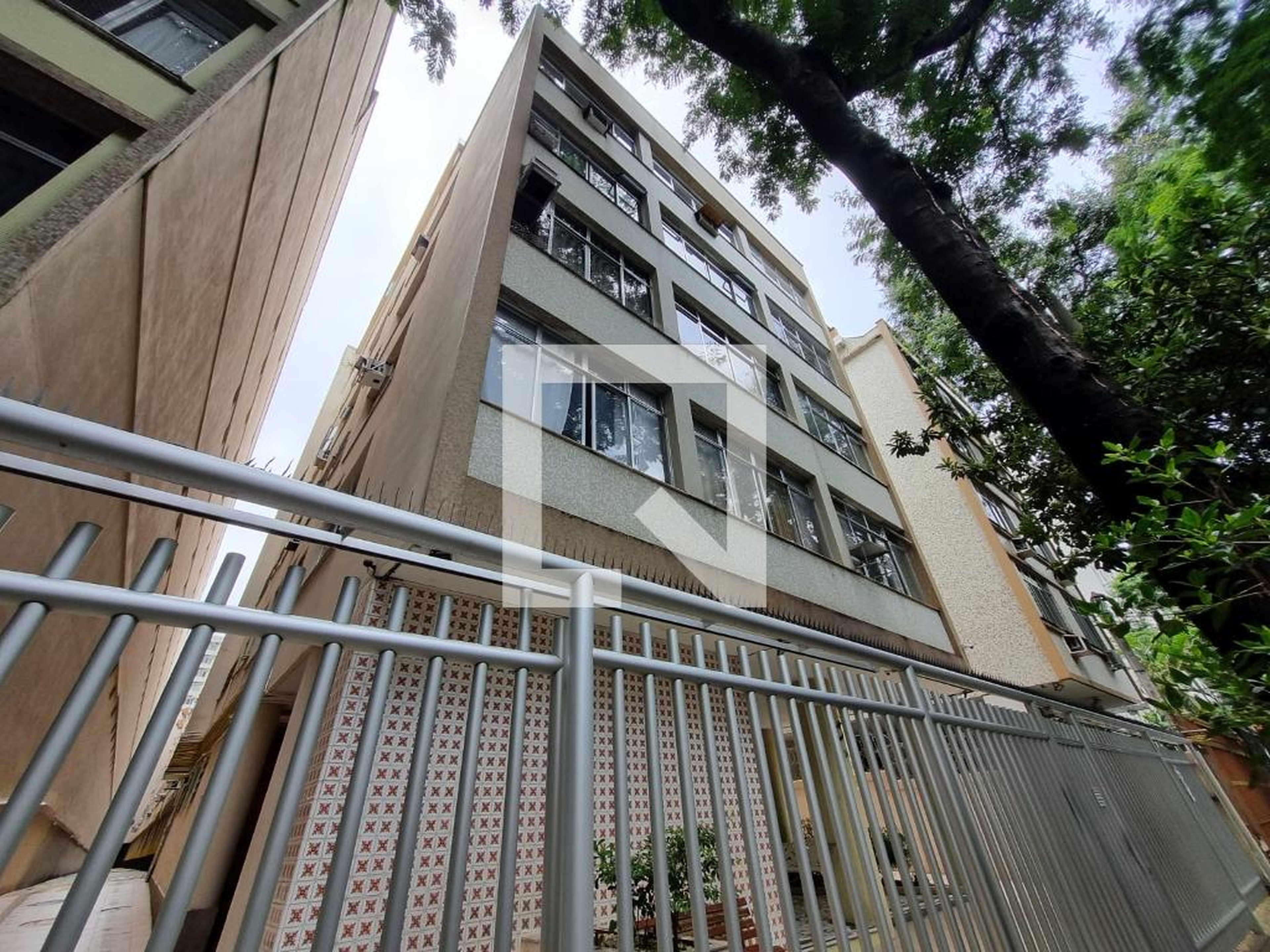 Fachada Edifício Anamaria