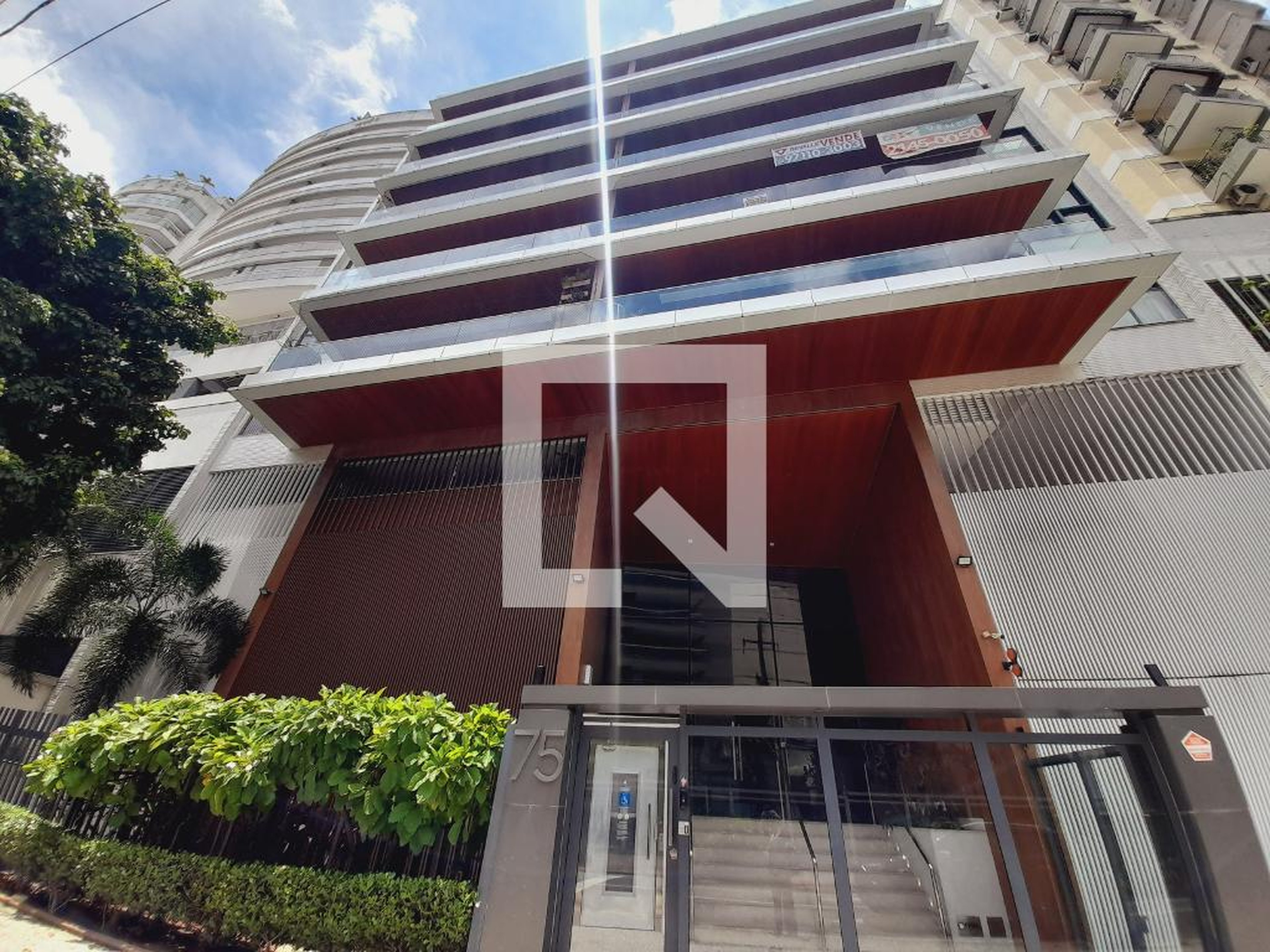 Fachada Condomínio Pinheiro Guimarães 75