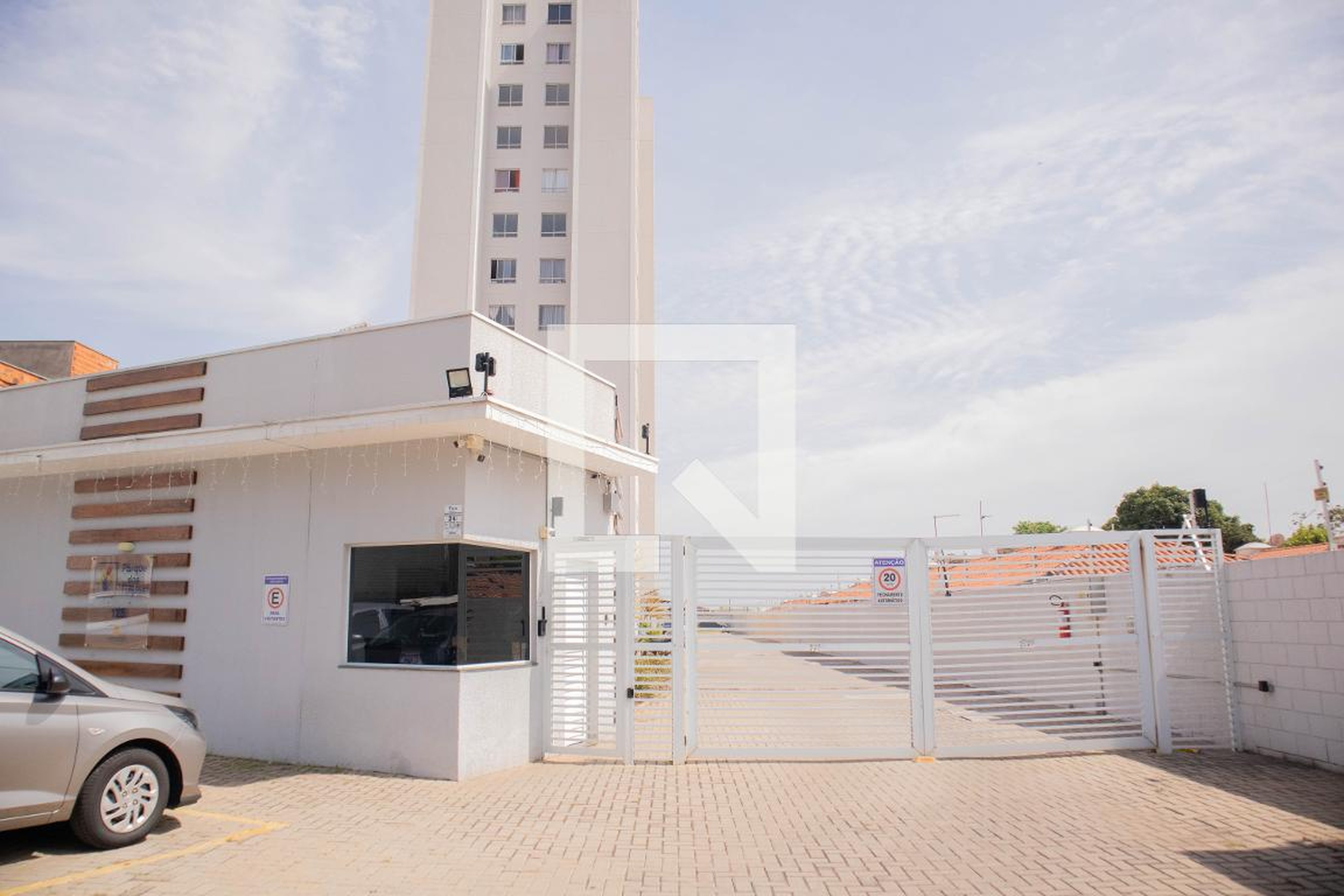 Fachada Condomínio Parque das Tulipas