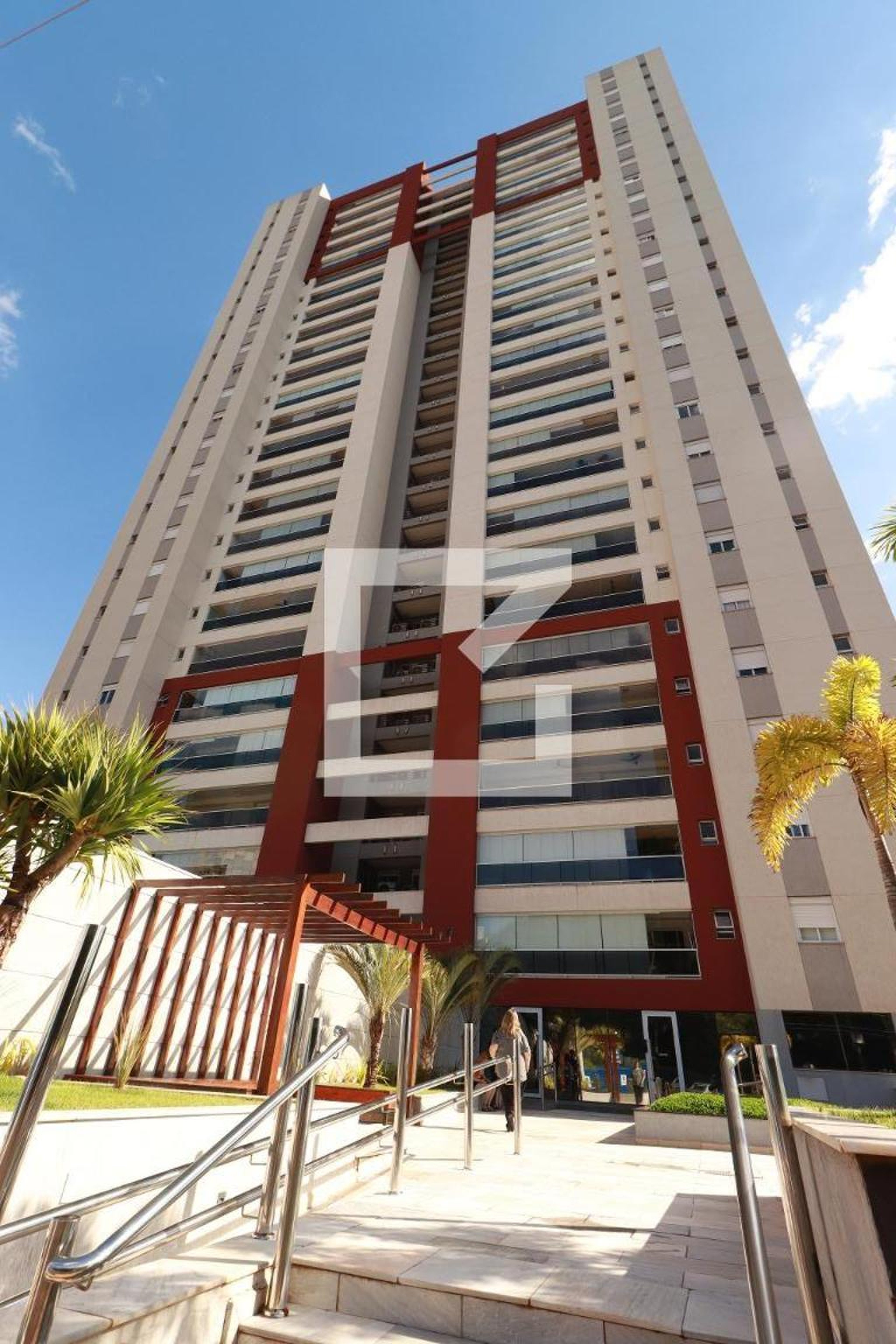 Fachada Condomínio Lunmesia