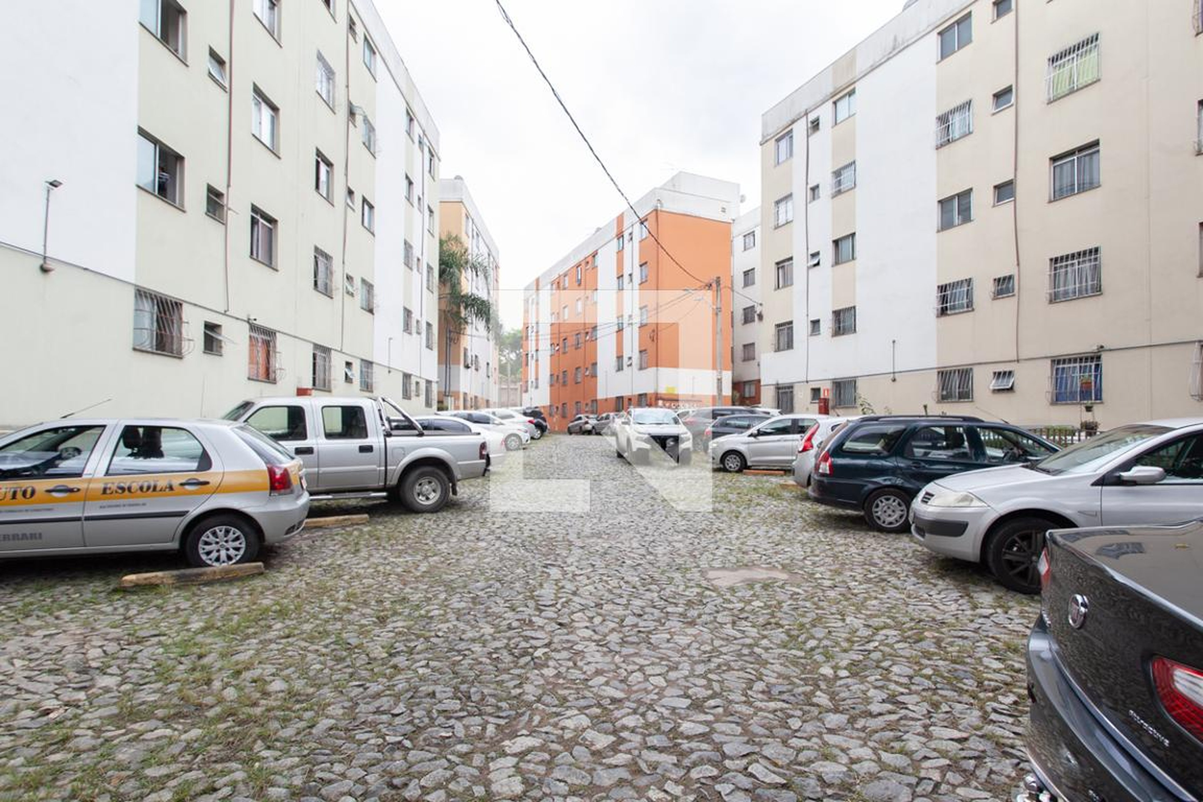 Estacionamento - Residencial São João Batista