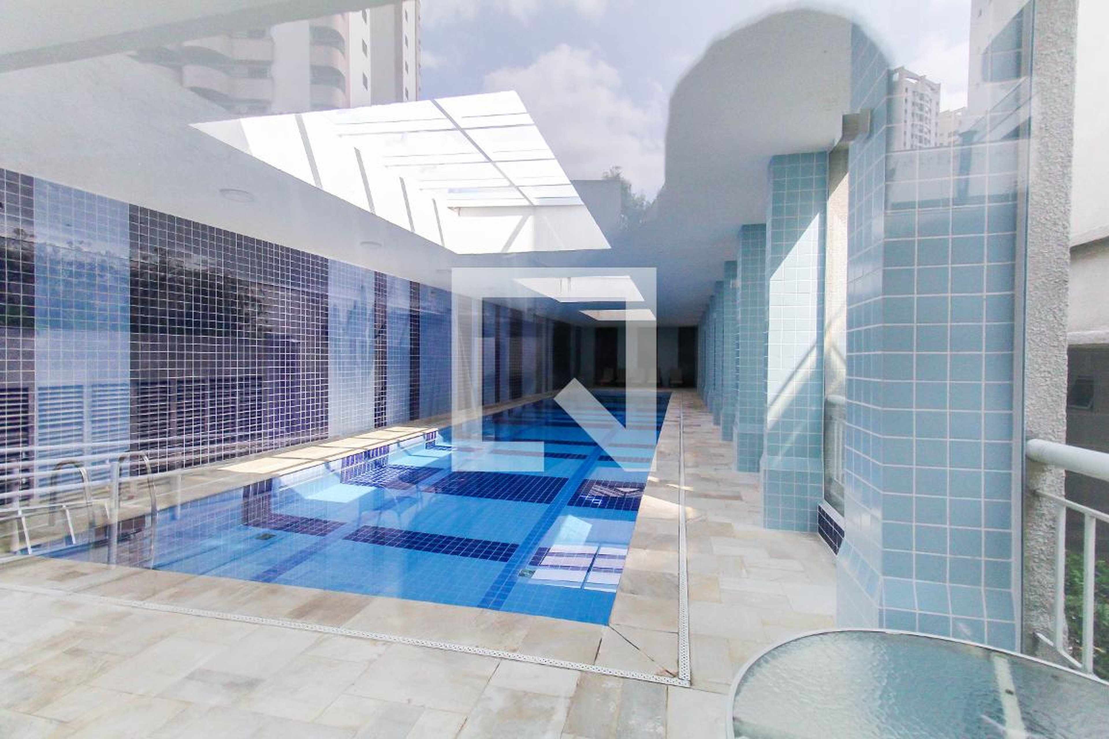 Piscina Coberta - Premium Anália Franco