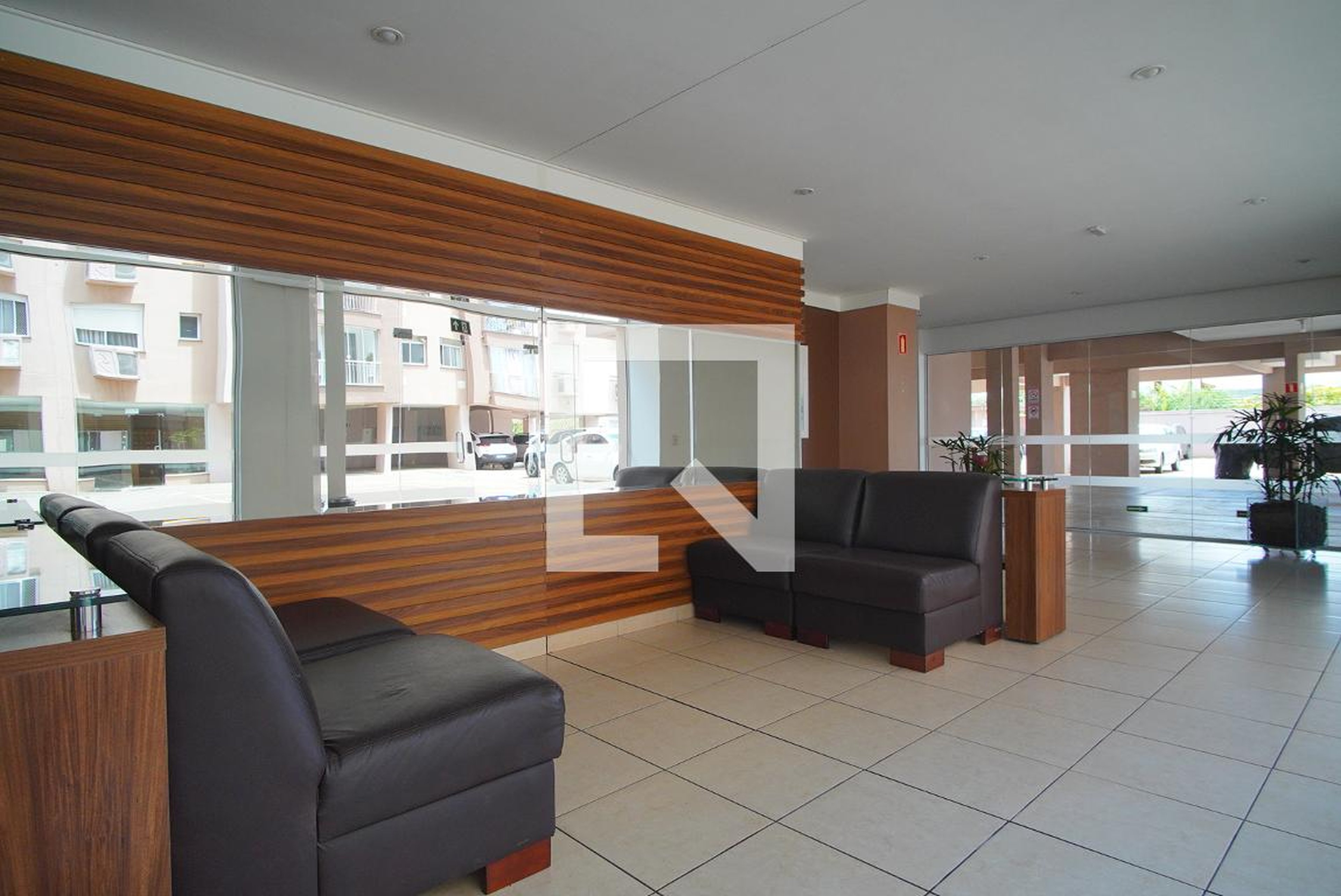 Hall - Edifício Residencial Ampla