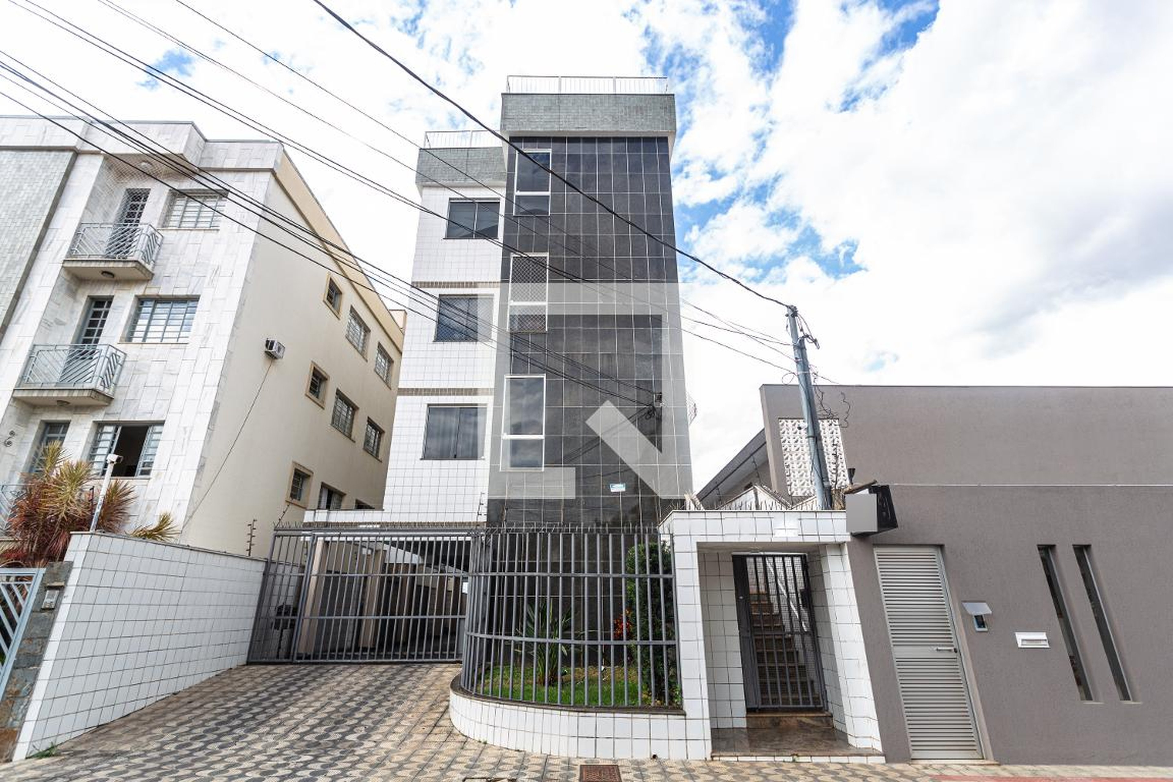 Fachada Condomínio em Rua Costa Monteiro, 557