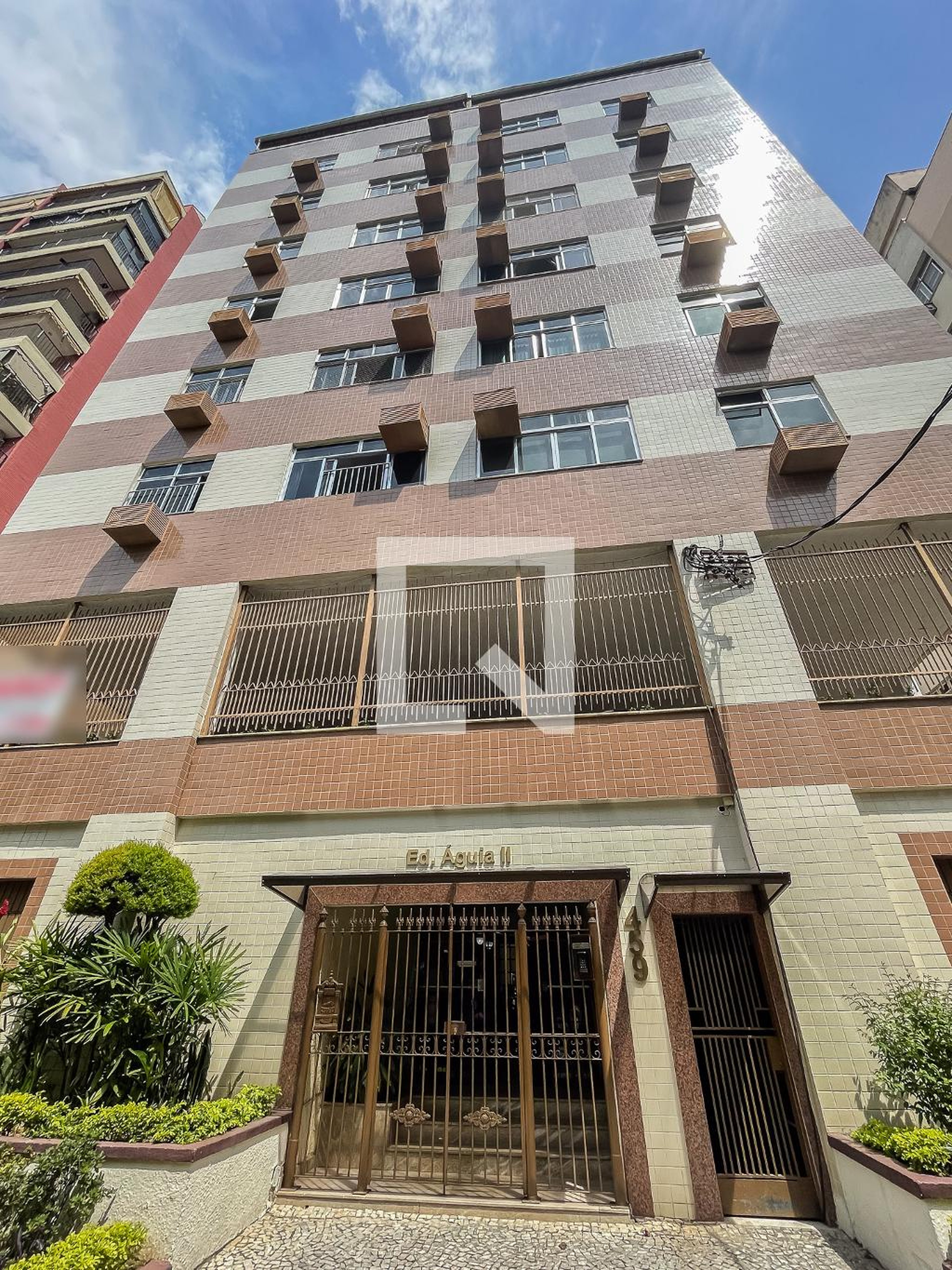 Fachada Condomínio em Rua Dezoito de Outubro, 459