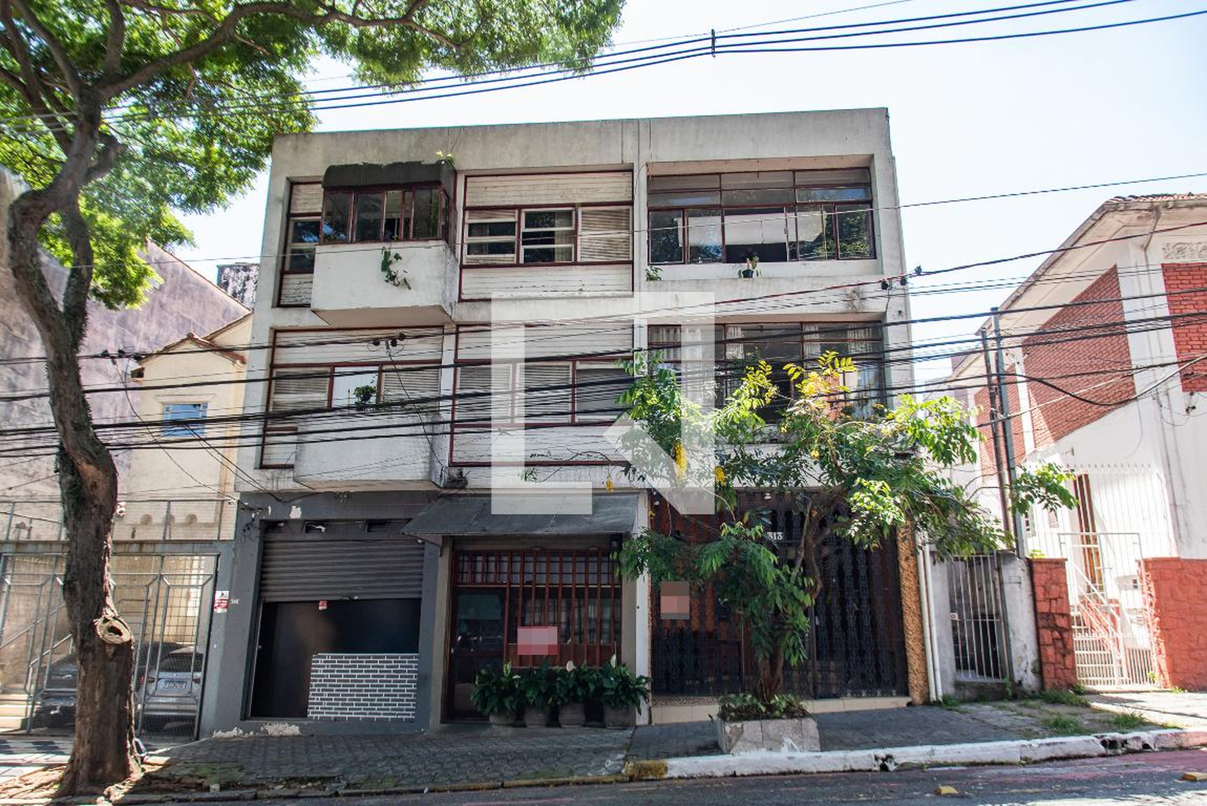 Fachada Condomínio em Rua Teodureto Souto, 313