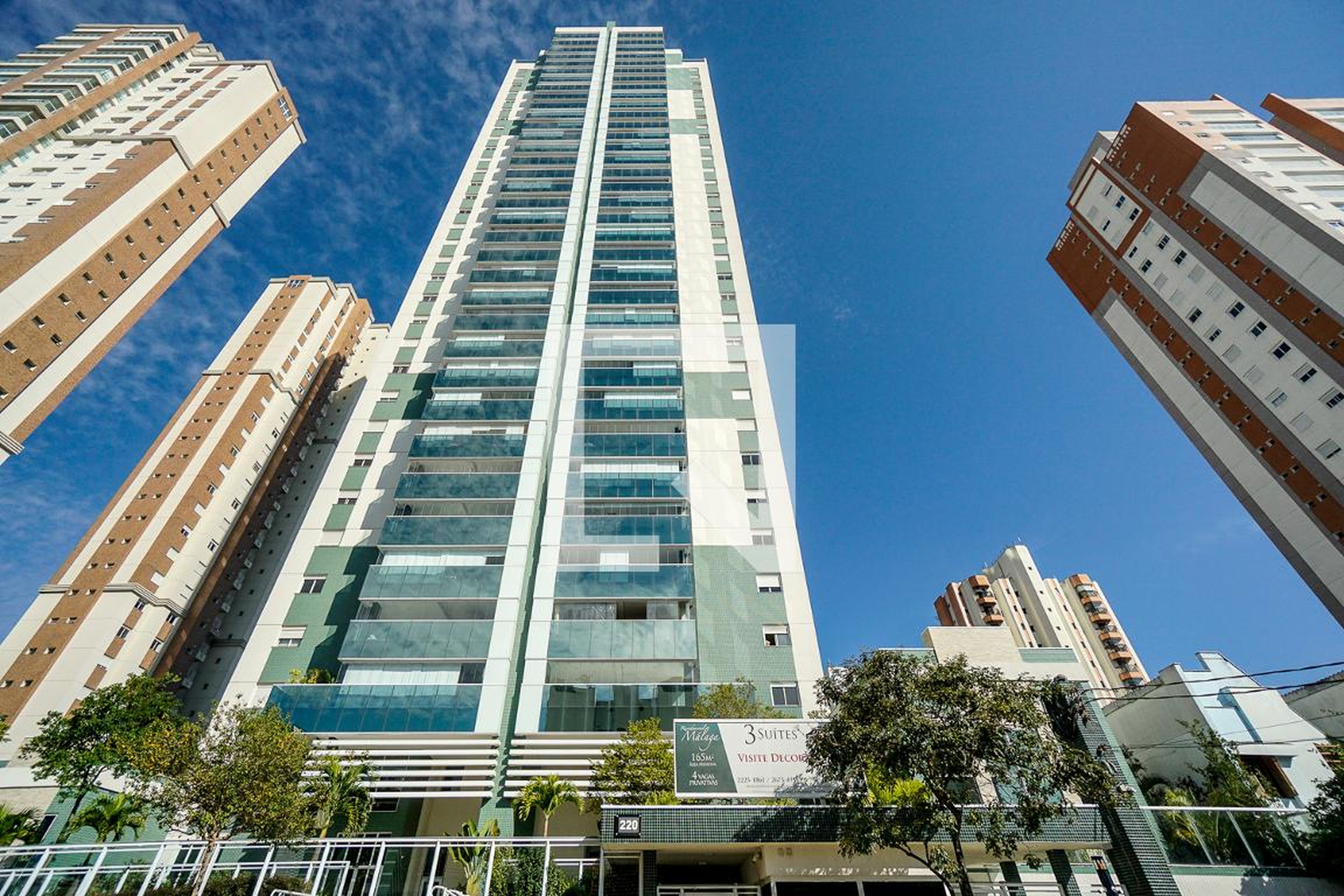 Fachada Condomínio Málaga