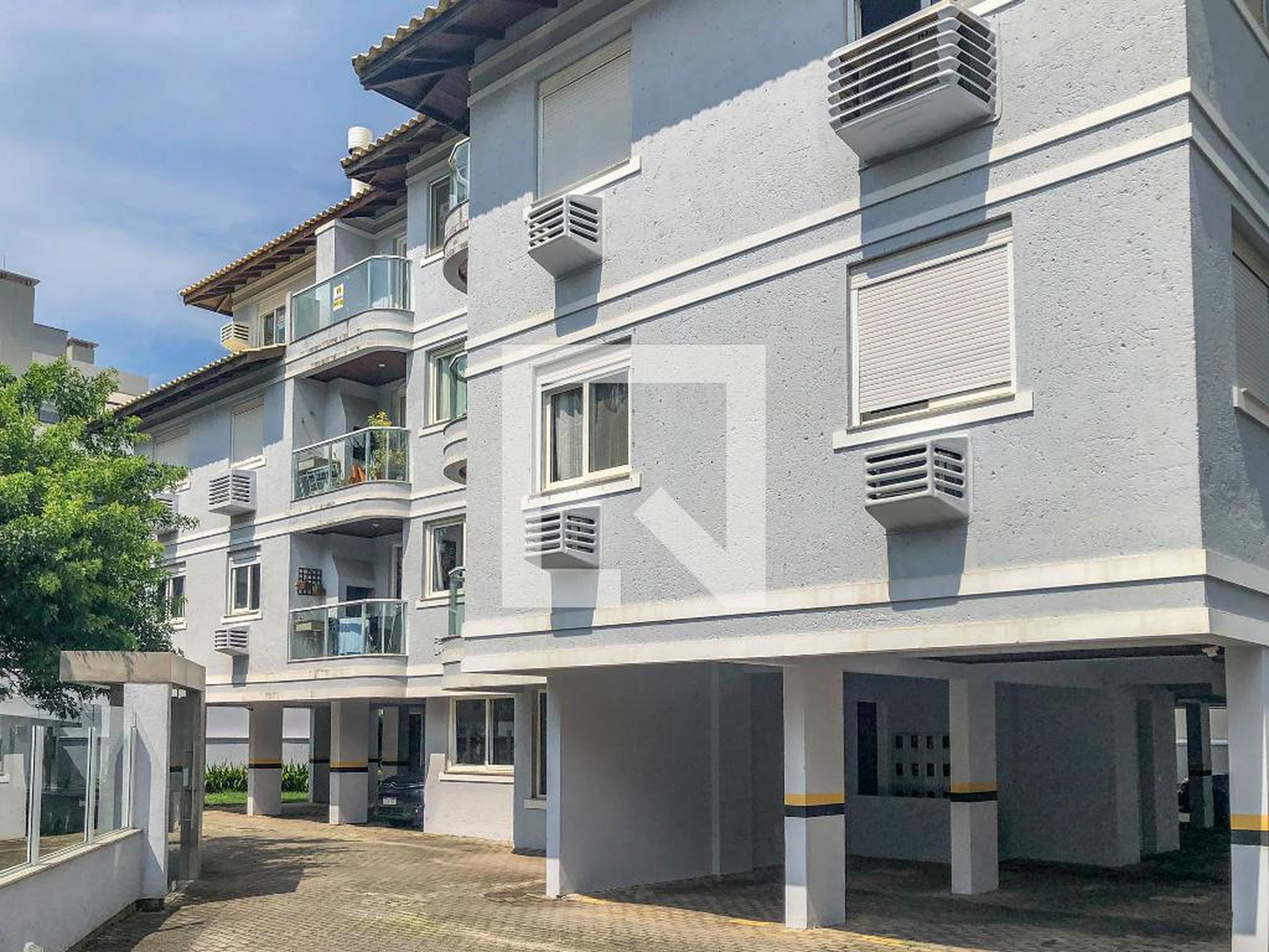 Fachada Residencial Lagoa Pequena