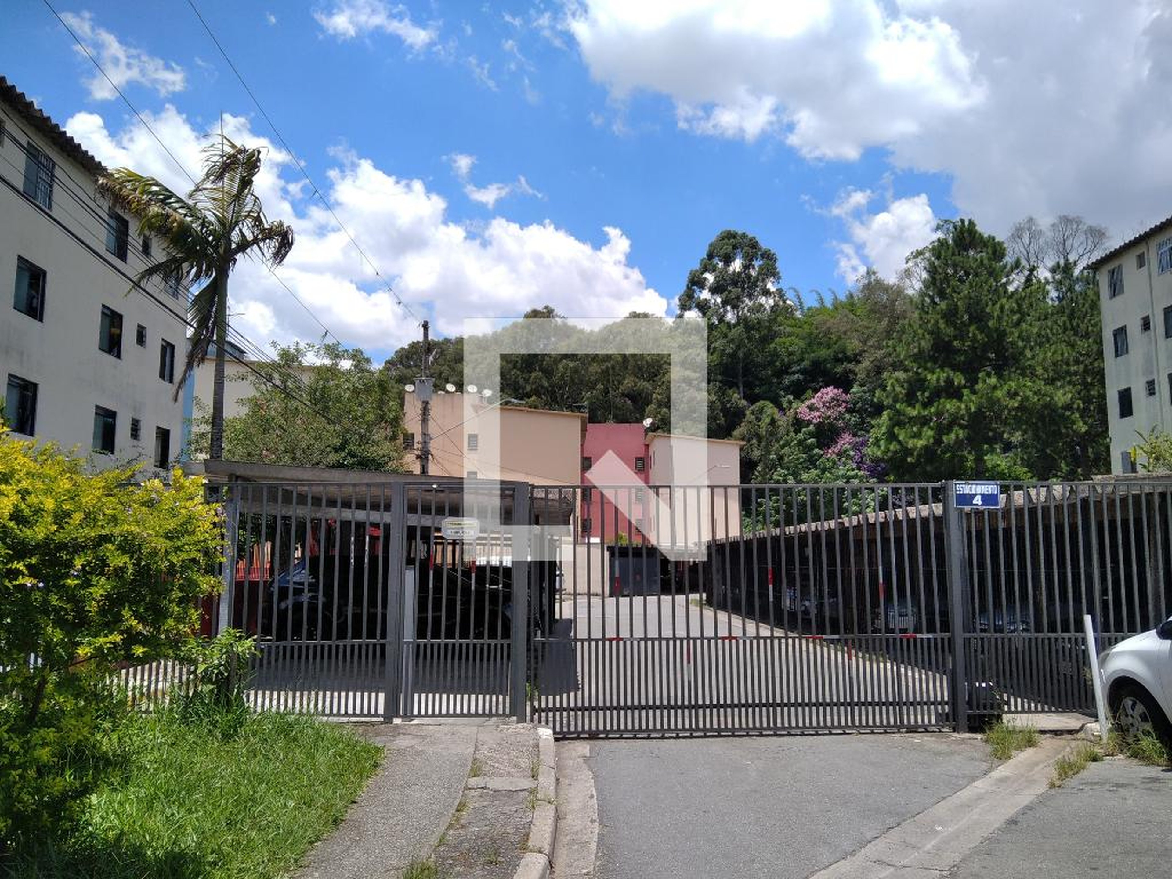 Fachada Condomínio em Travessa Cachoeira do Arrependido, 61