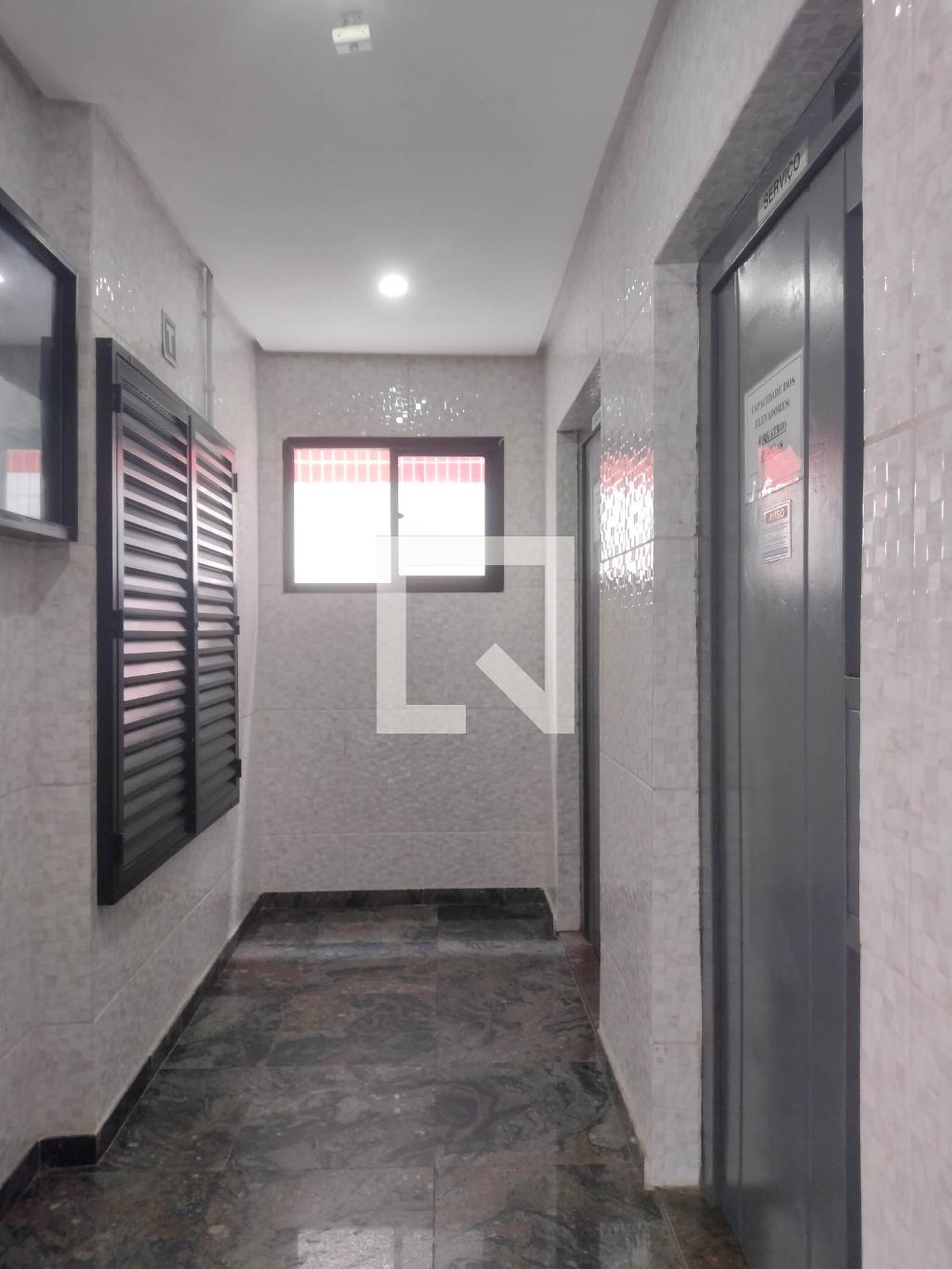 Hall de entrada - CE Kevin V