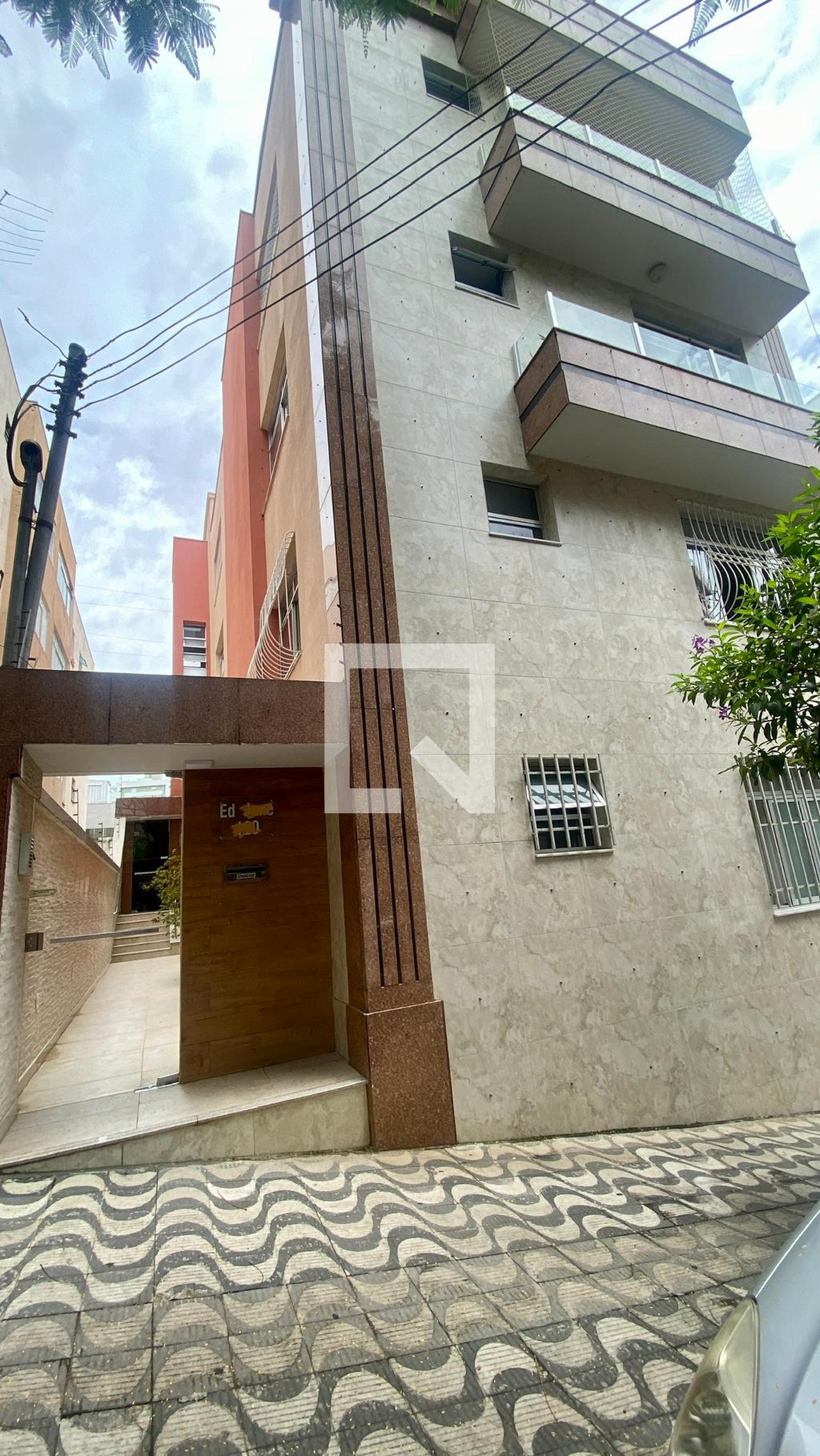 Fachada do Prédio Condomínio em Rua Doutor Juvenal dos Santos, 120