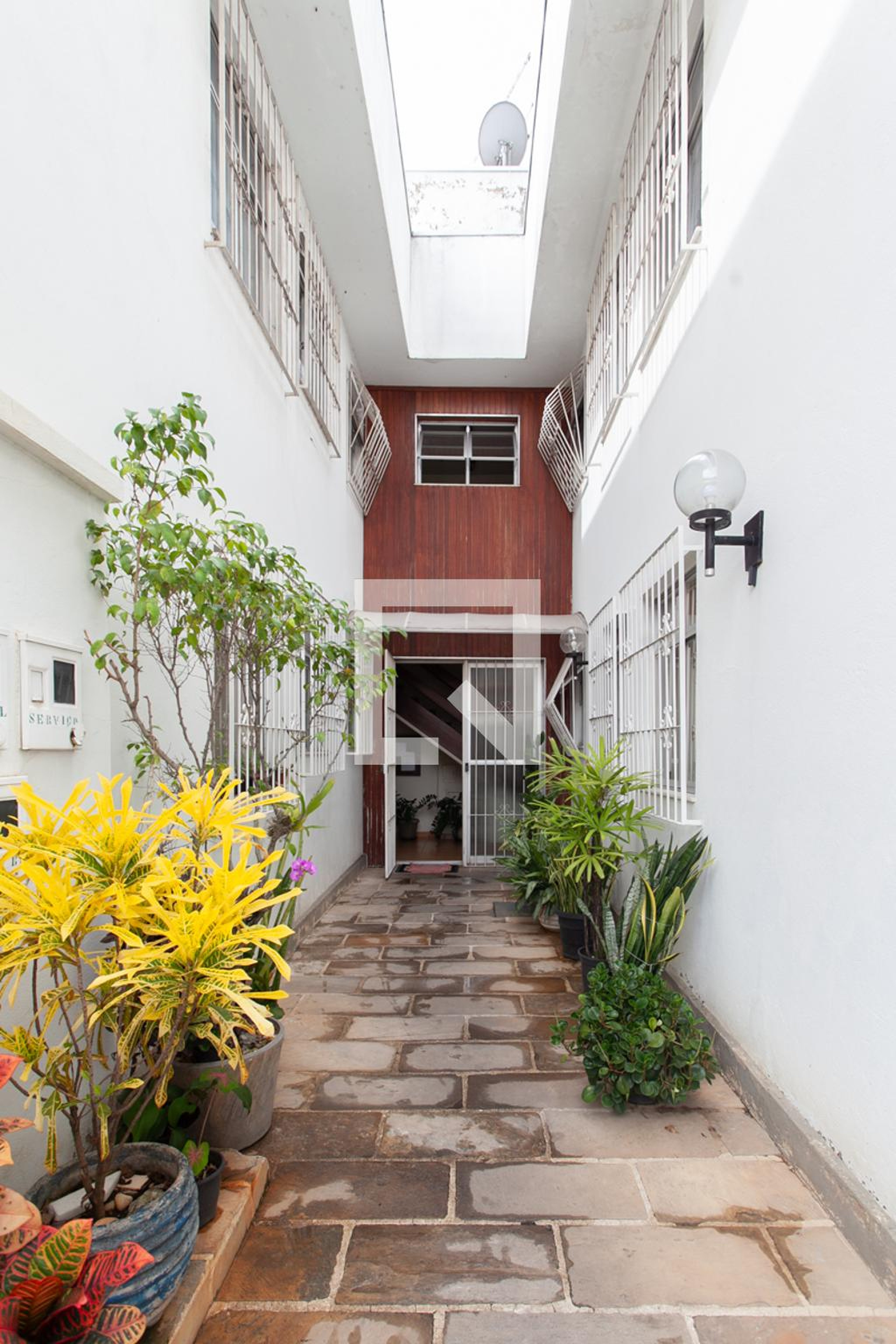 Entrada do Prédio - Edifício Guarapari