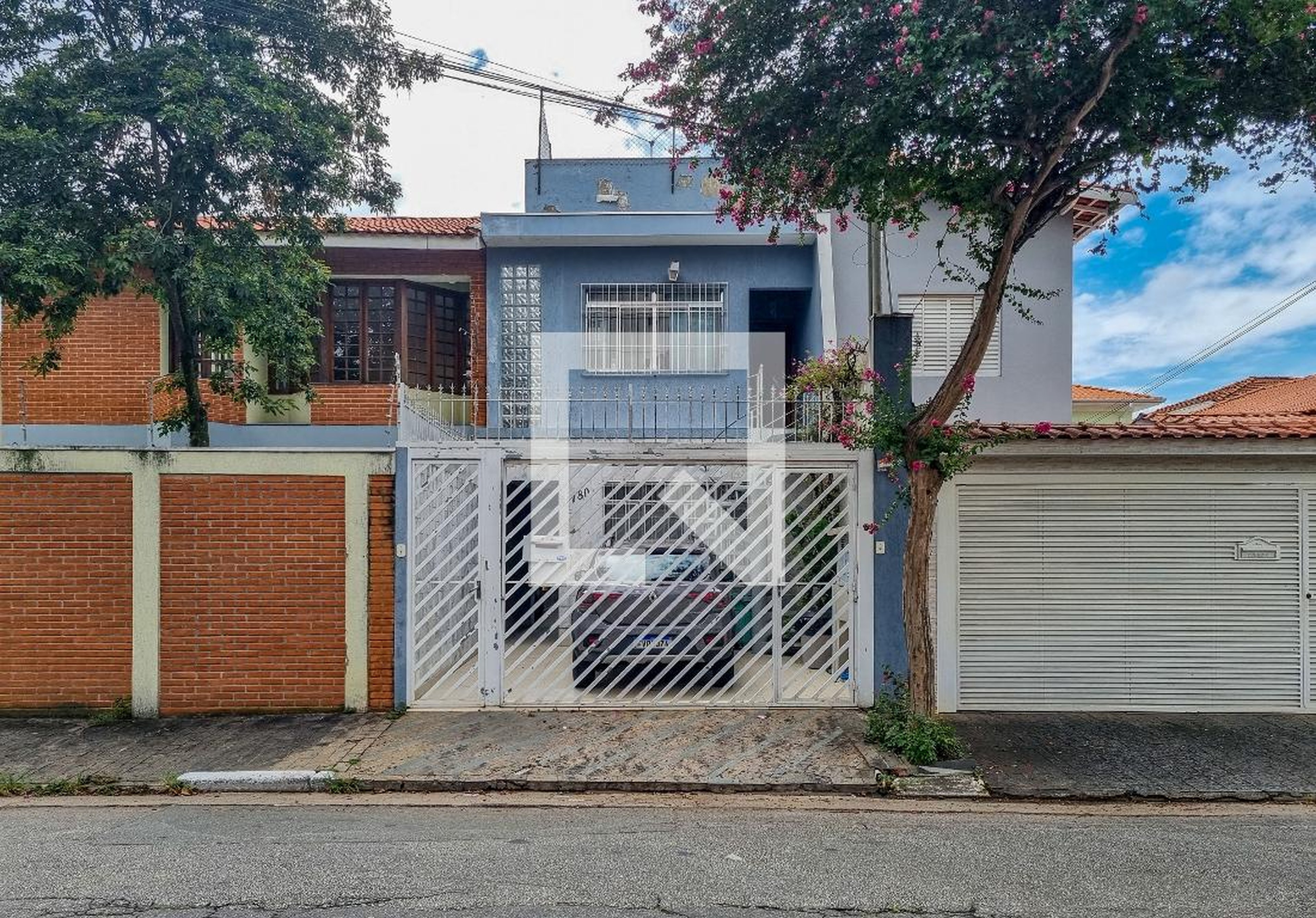 Fachada Condomínio em Rua Porto Martins, 780