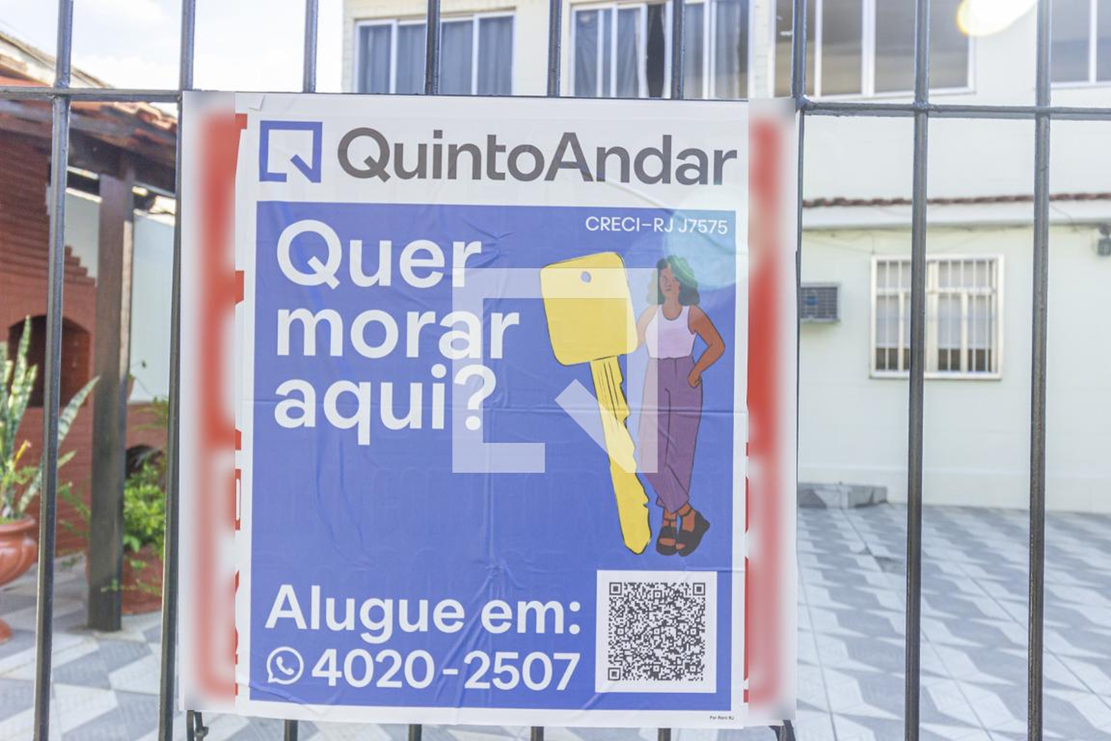 Fachada Condomínio em Rua Sumaúna, 123