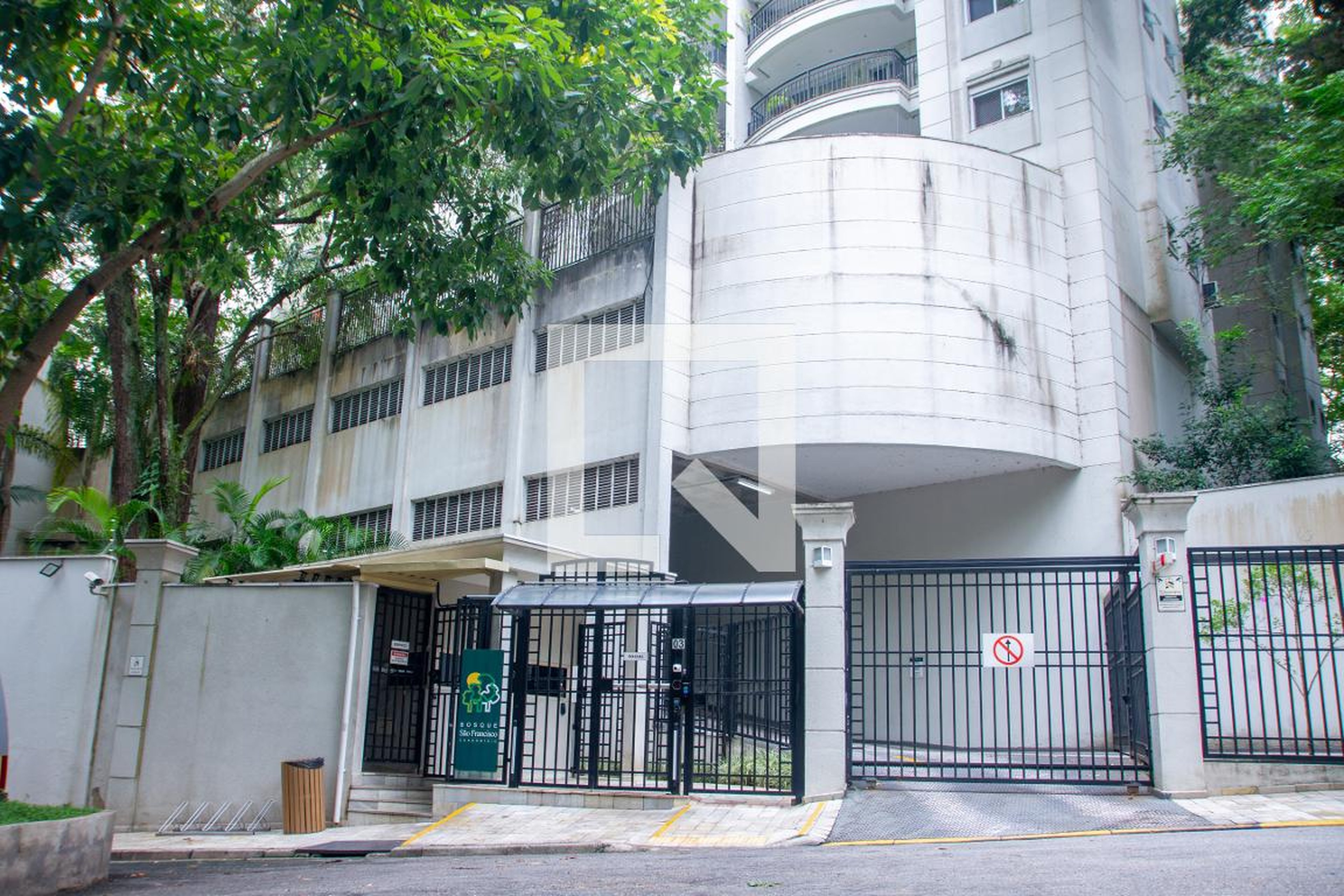 Fachada Condomínio em Rua Professor João Batista Brito, 3