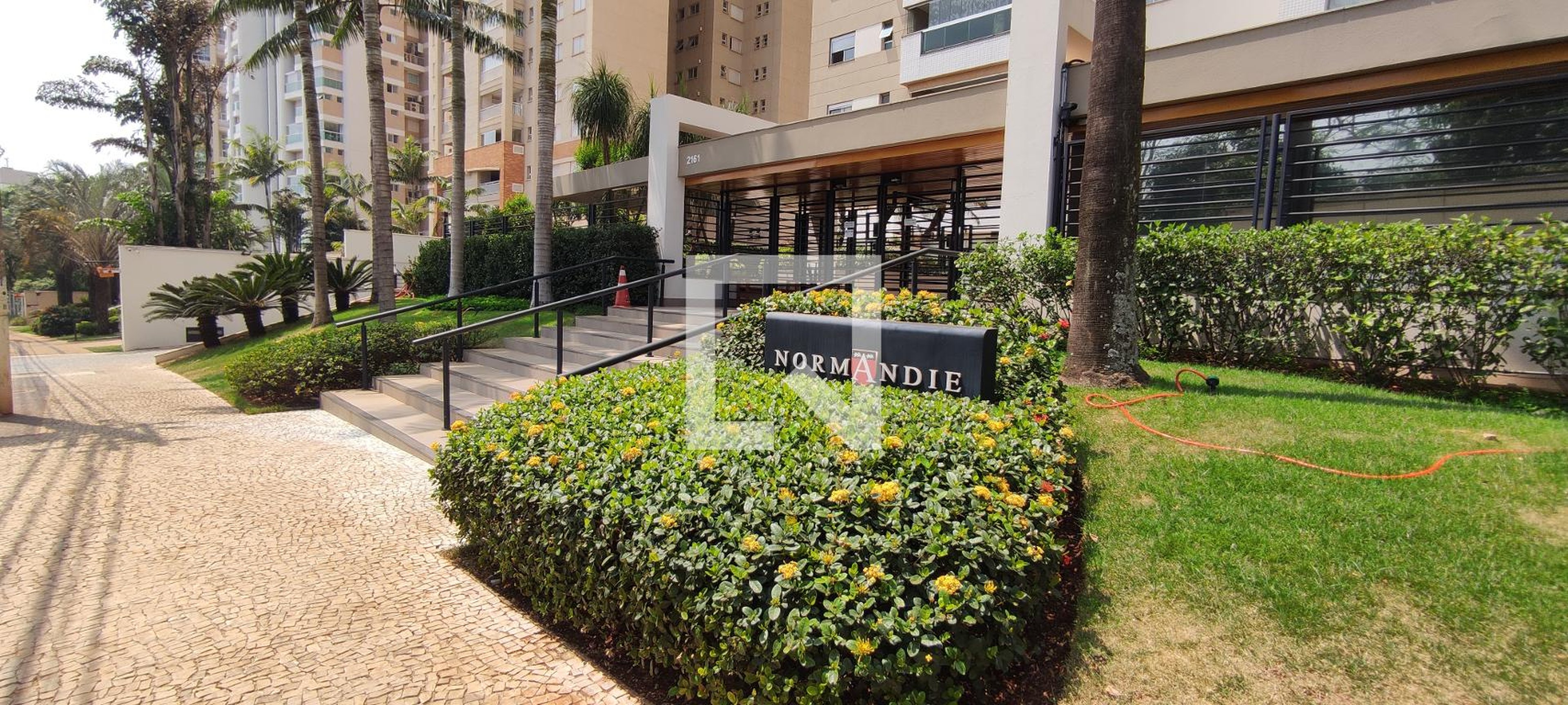 Fachada Condomínio Normandie
