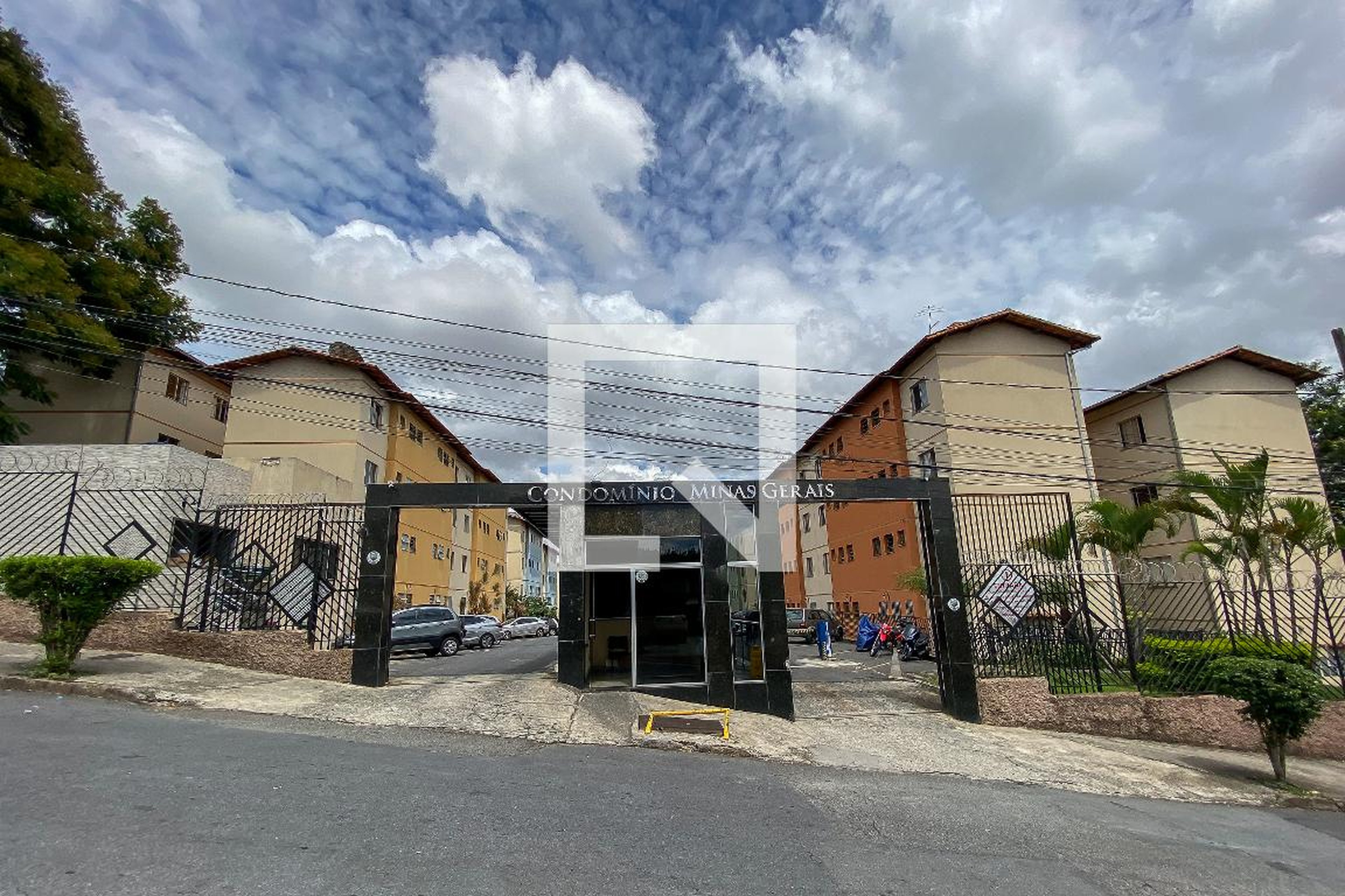 Fachada Condomínio em Rua Estér Augusta Ribeiro, 30