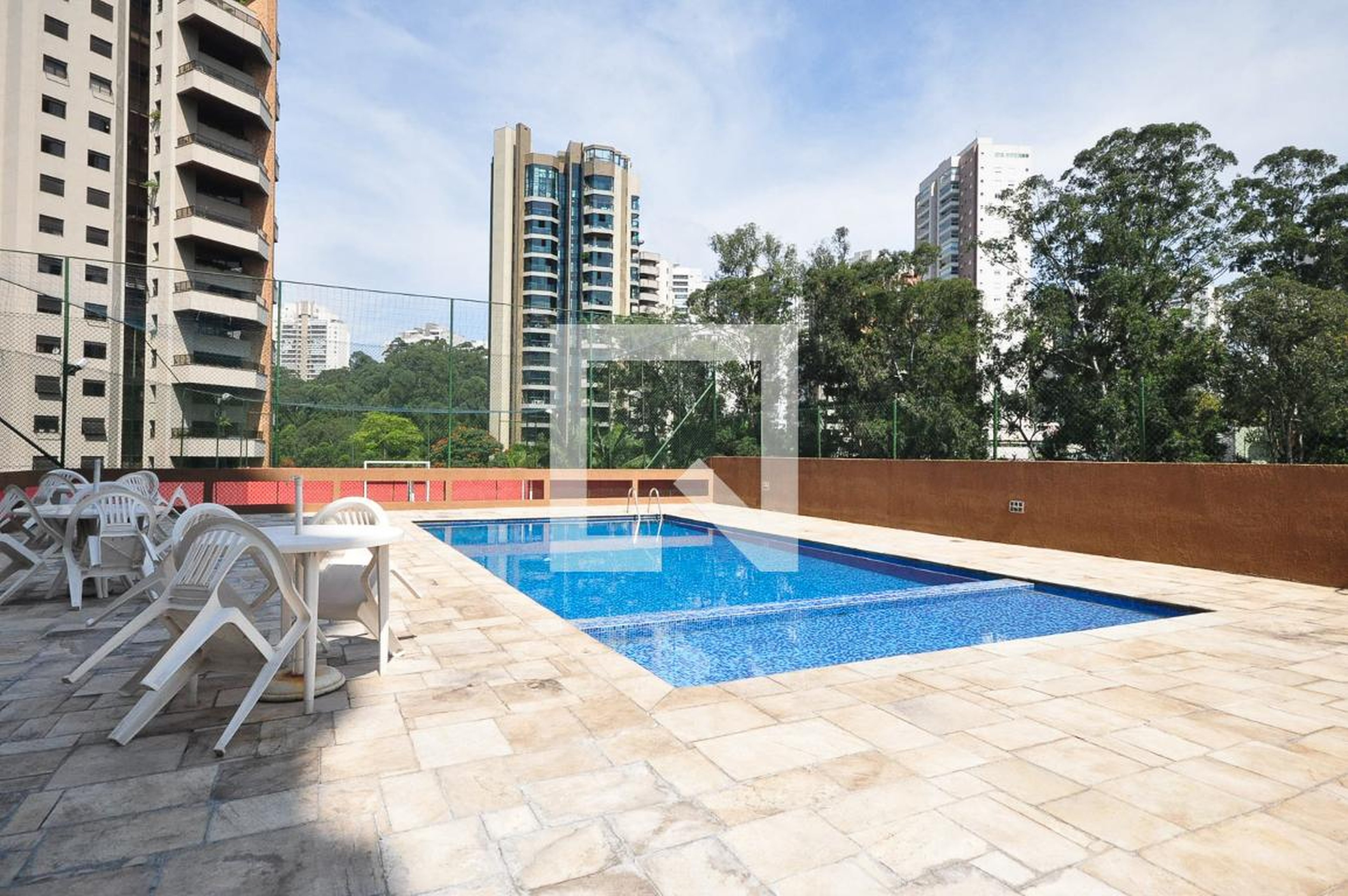 Piscina - Edifício Johannes Brahms