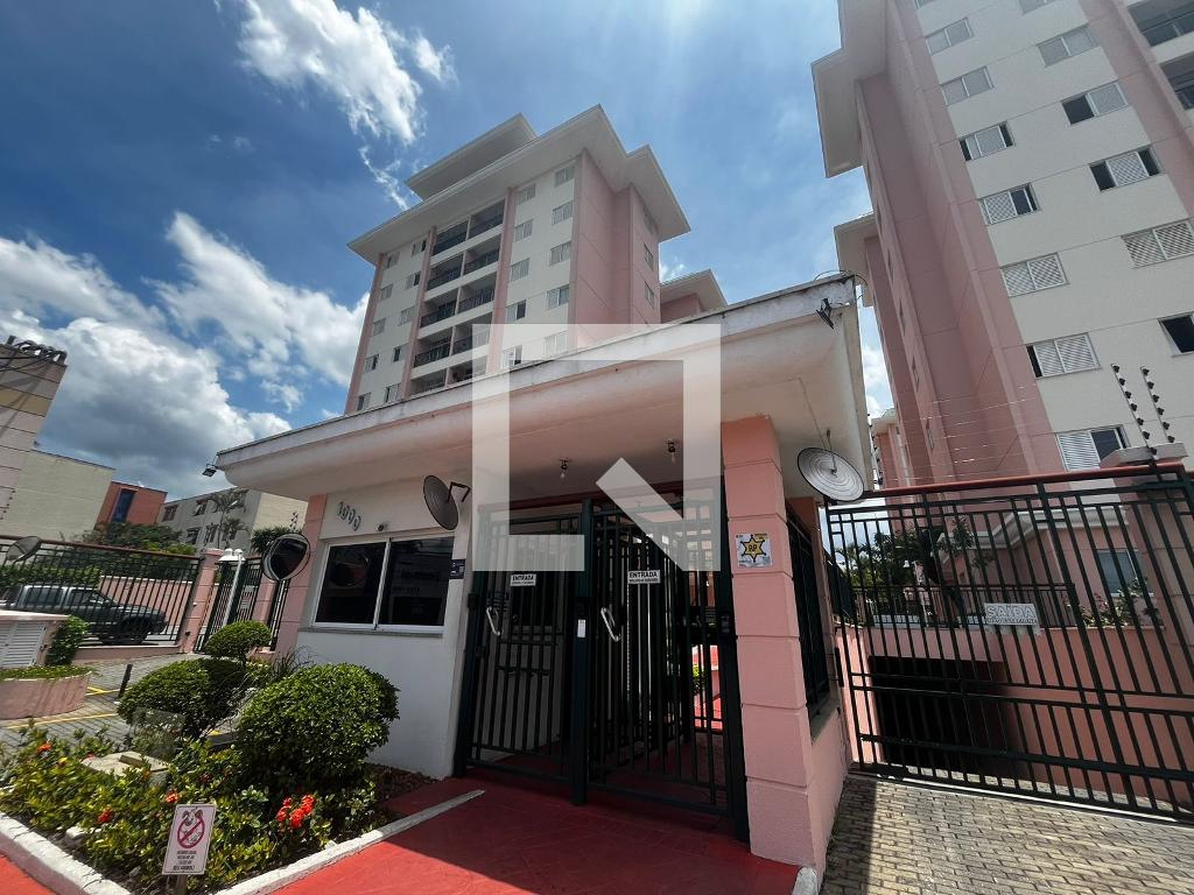 Fachada Condomínio California