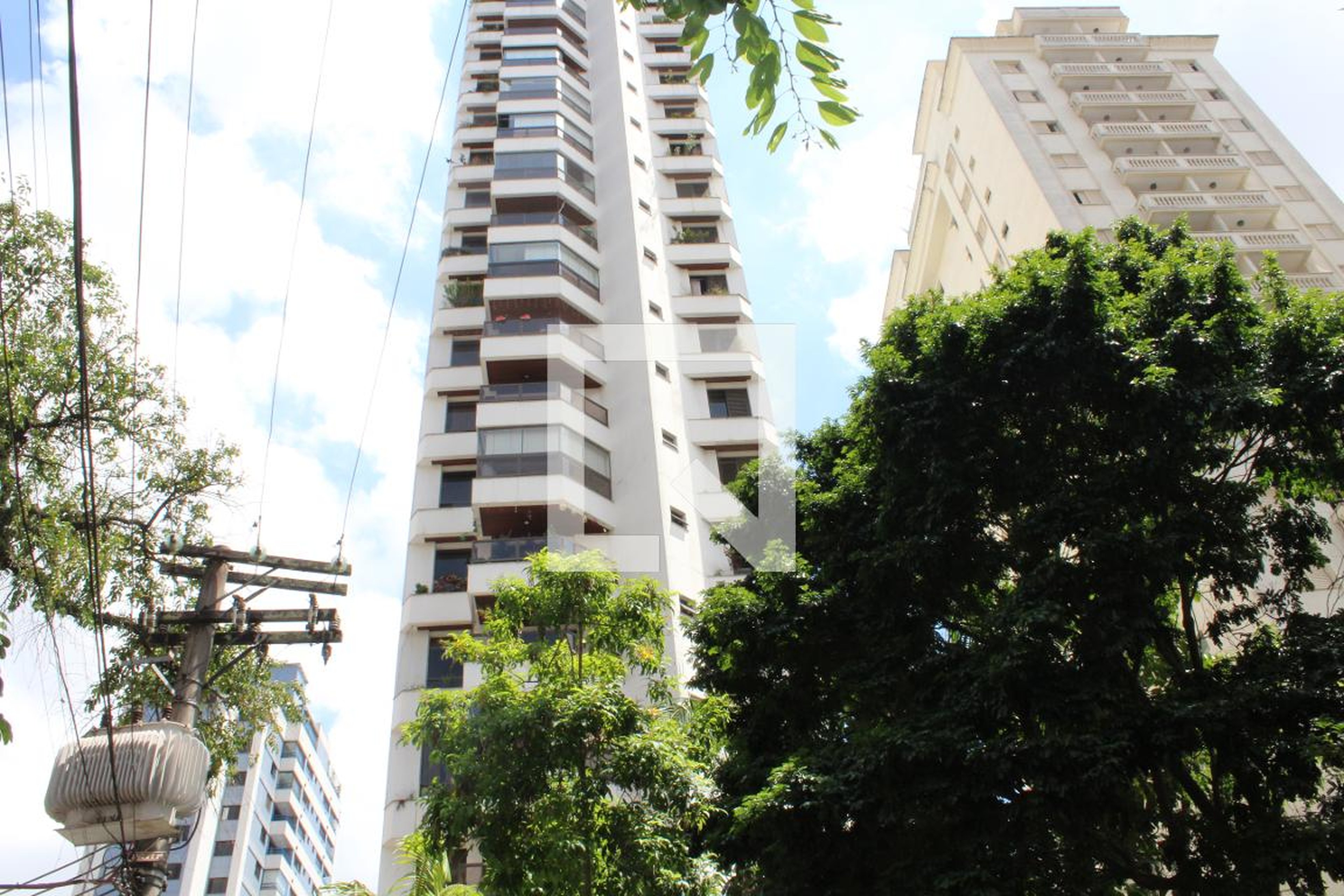 Fachada do Prédio Edifício Lords Residence