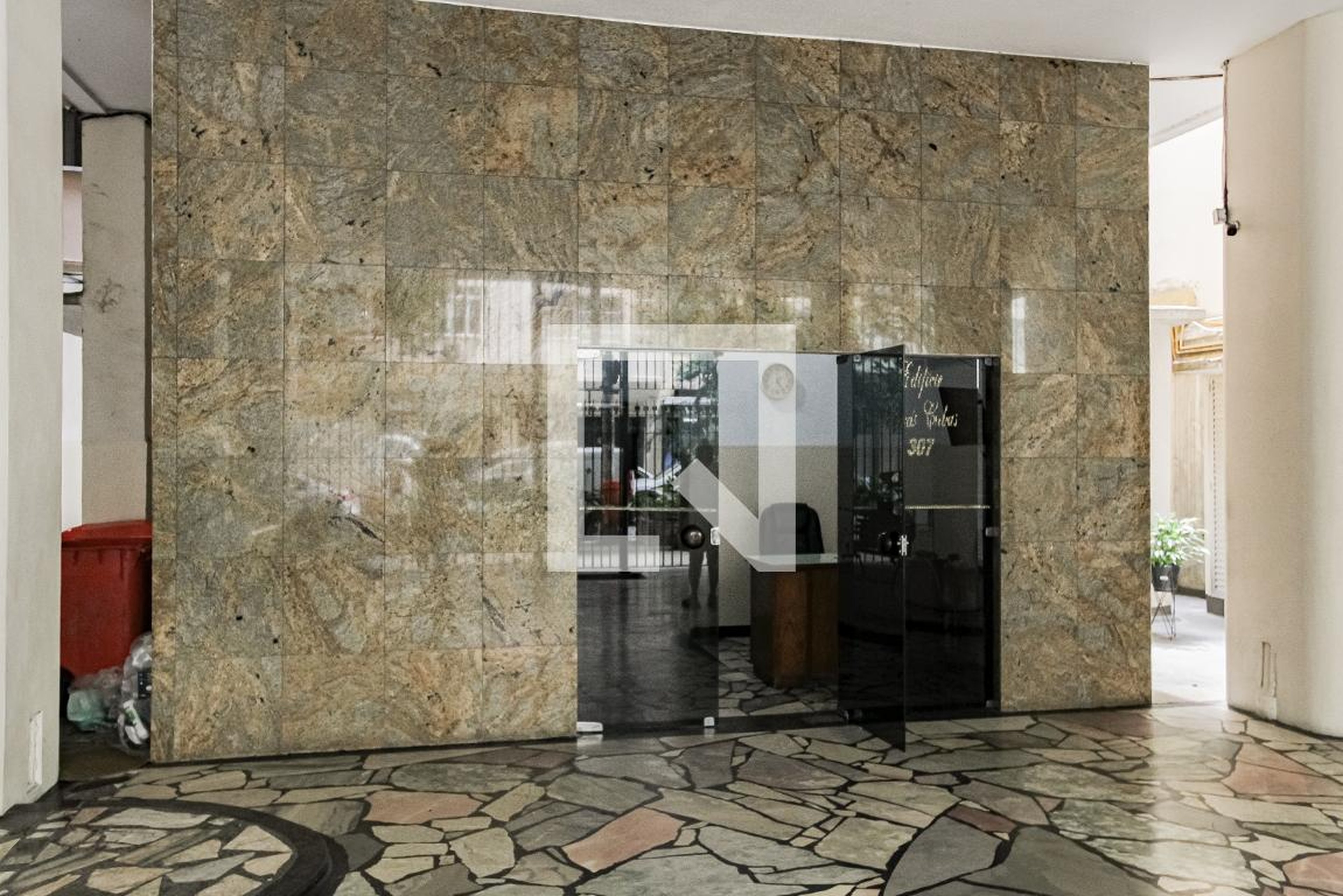 Hall de entrada - Edificii Braz Cubas