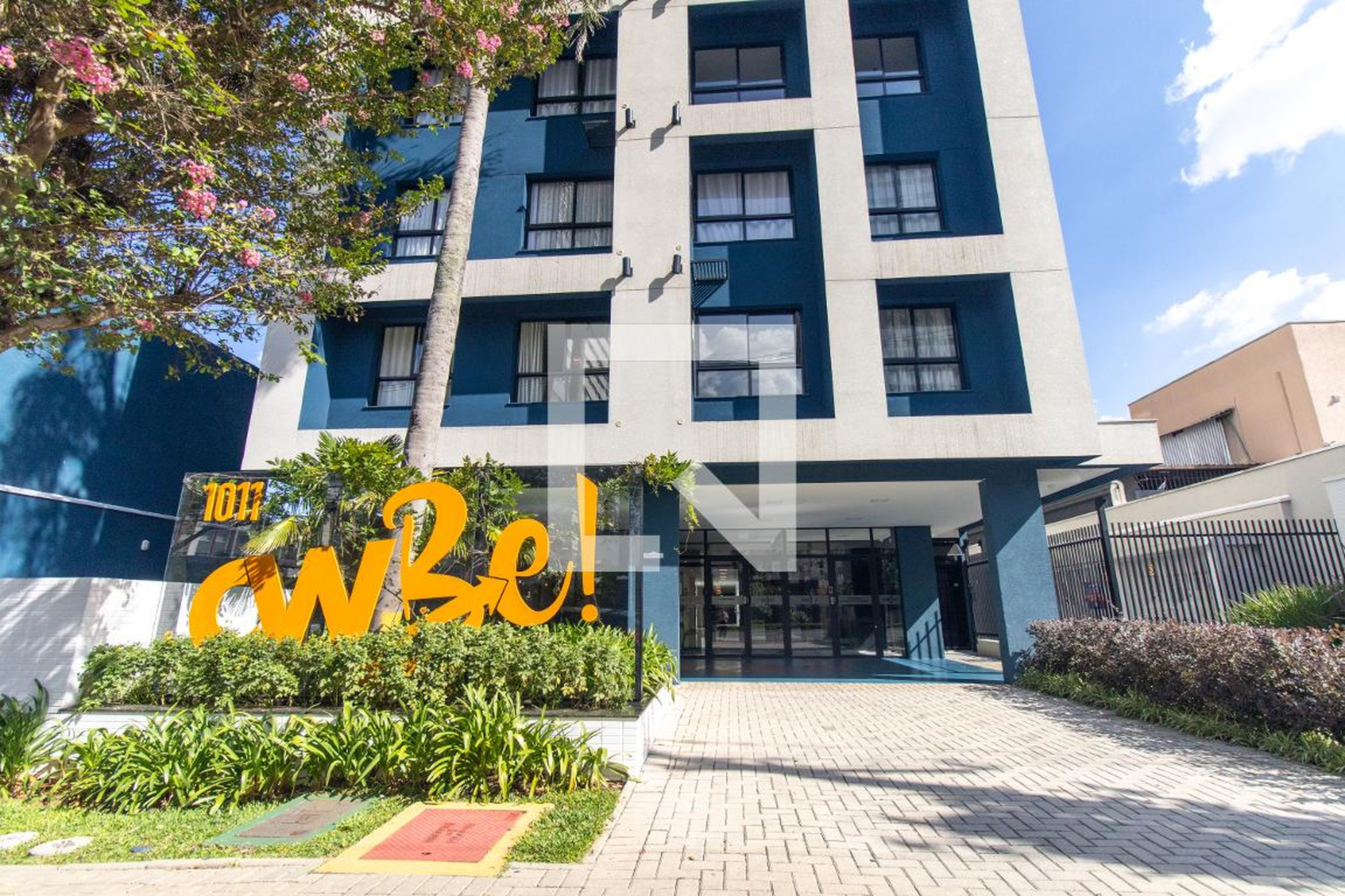 Fachada do Condominio Condomínio CWBe