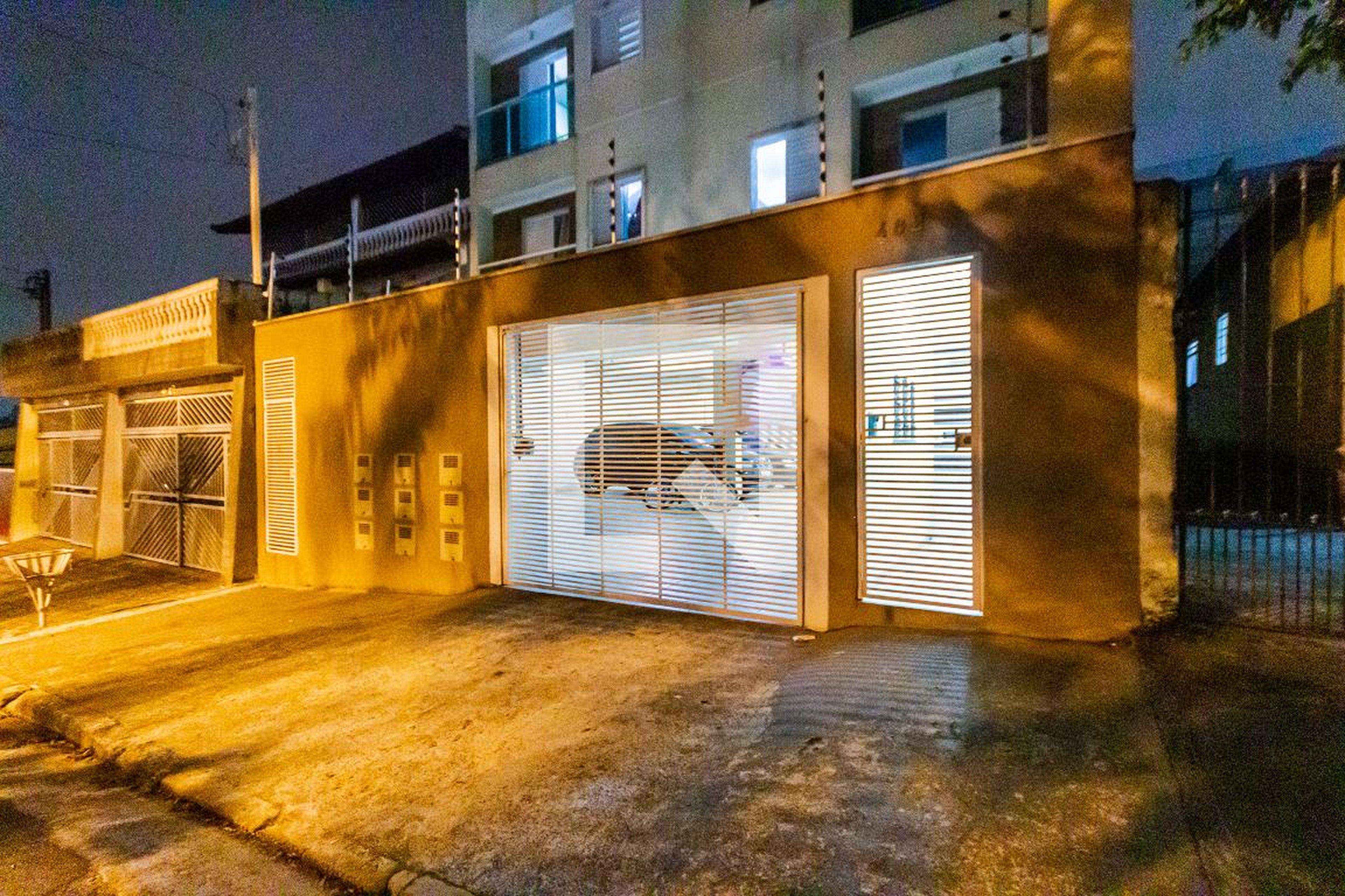 Fachada Condomínio em Rua Congonhas, 462