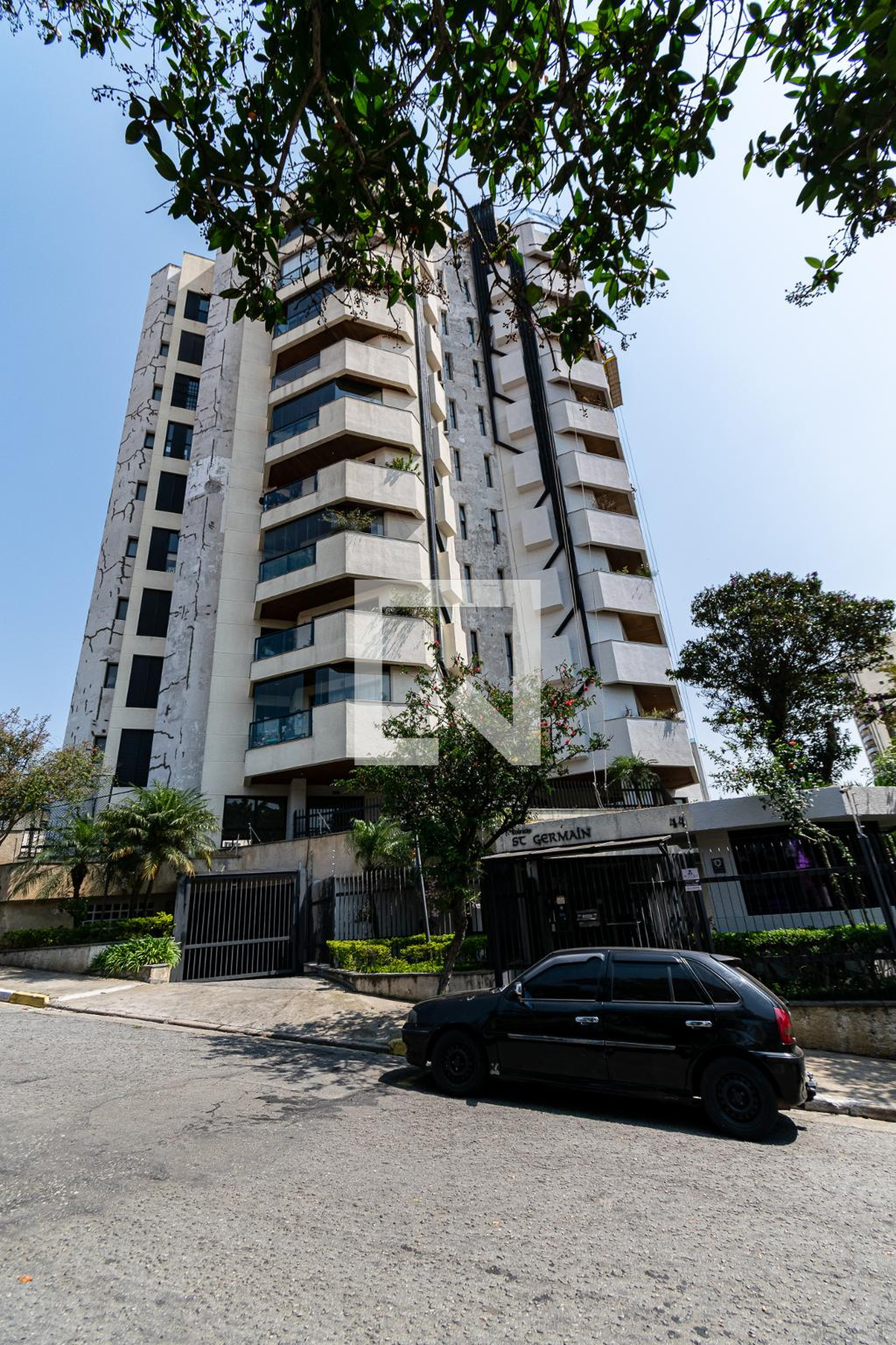 Fachada Condomínio Saint Germain