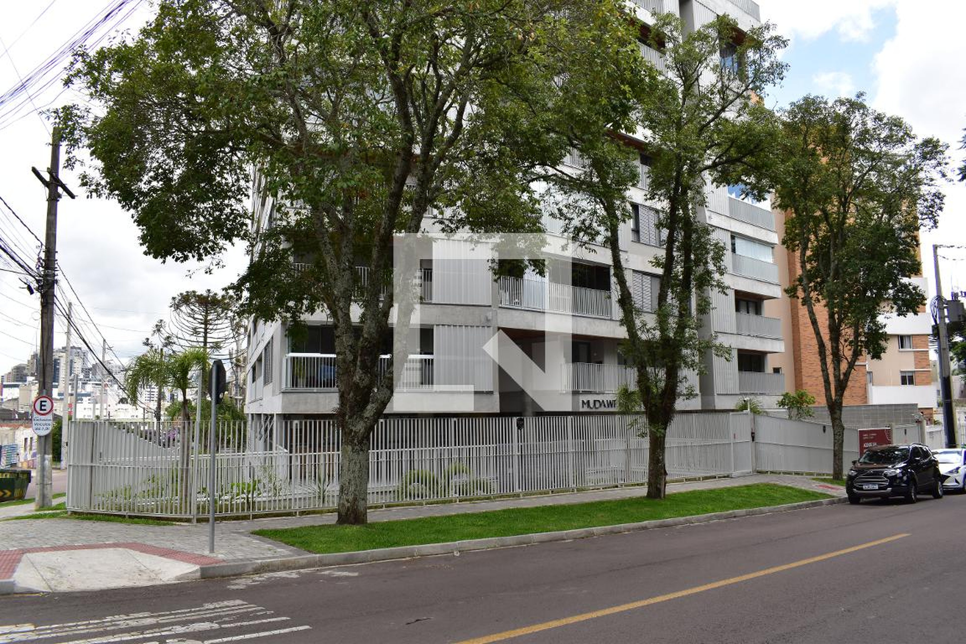 Fachada Condomínio Muda