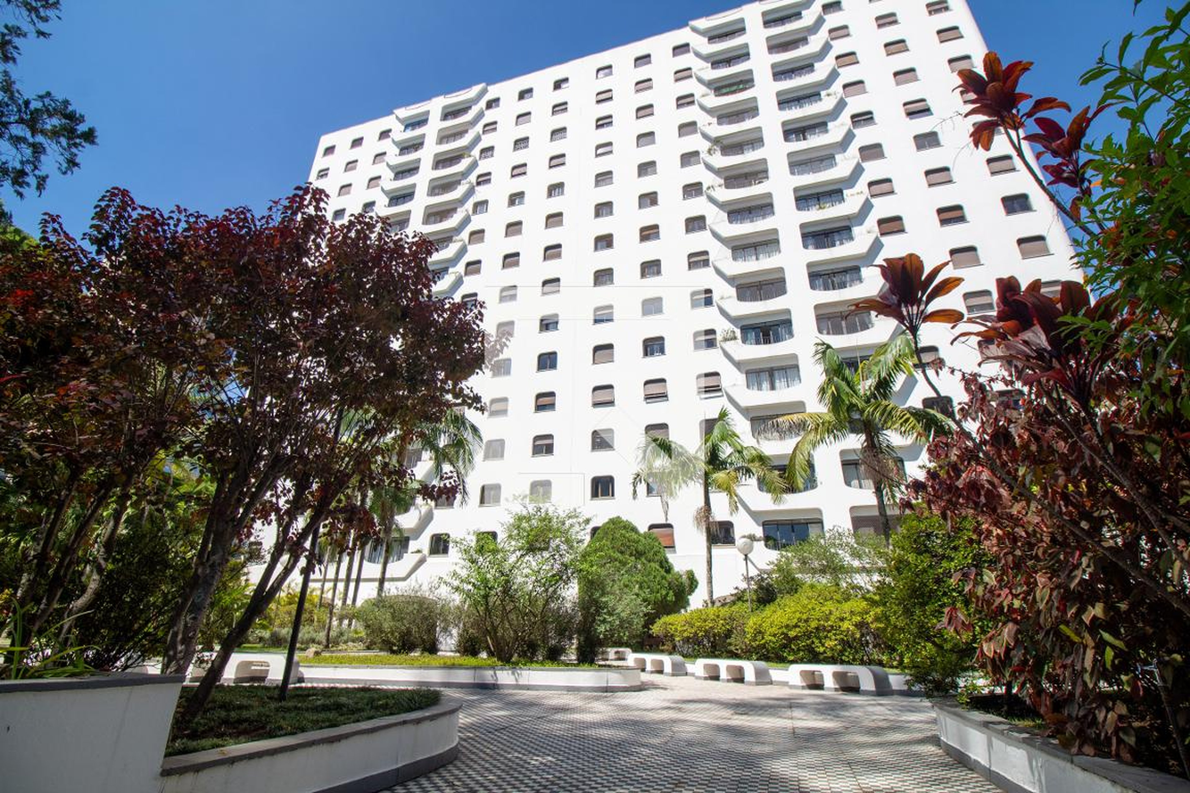 Fachada do Prédio Condomínio Bosque das Andorinhas