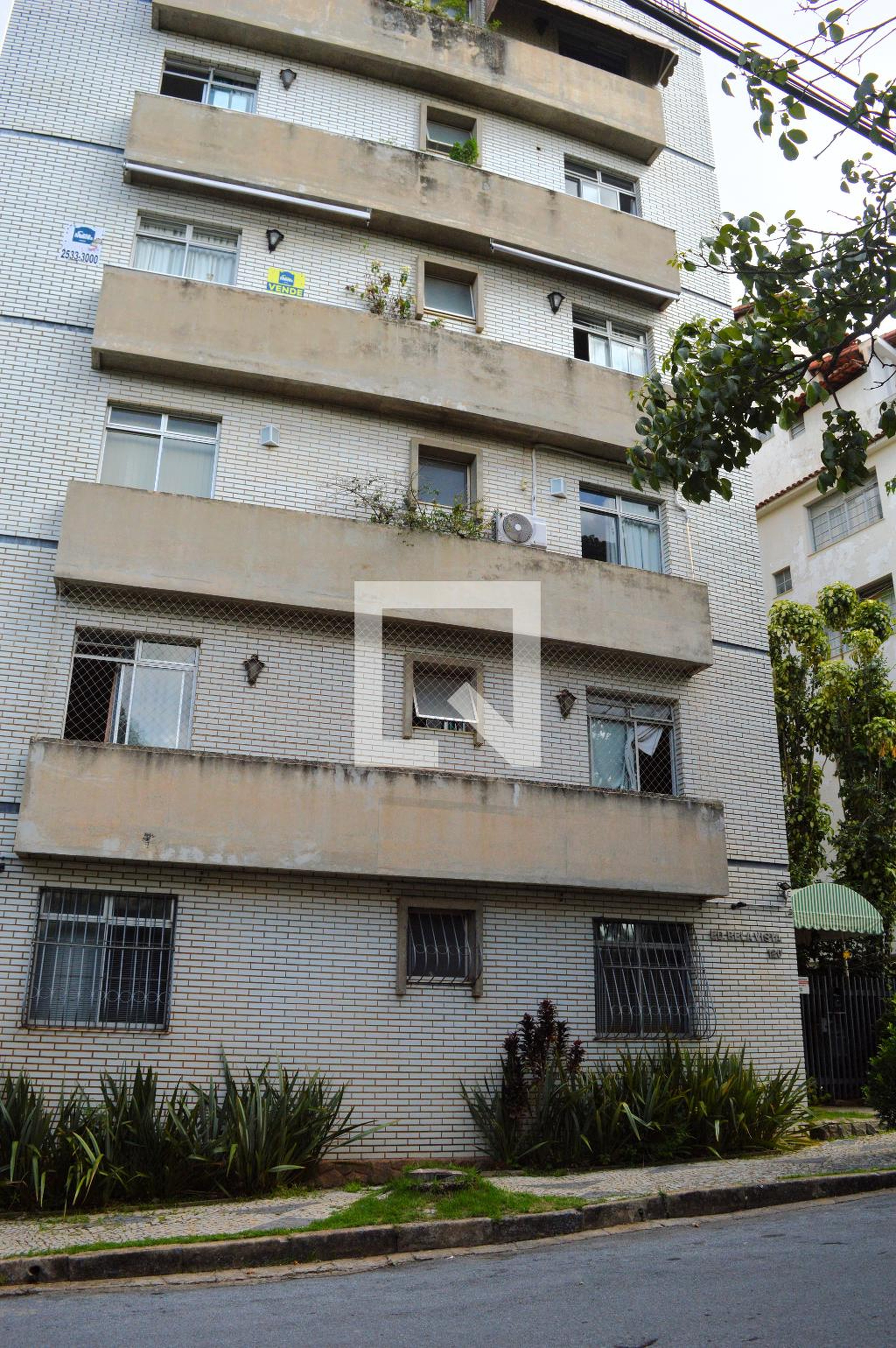 Fachada Condomínio em Rua Professora Arlete Soares de Oliveira, 120