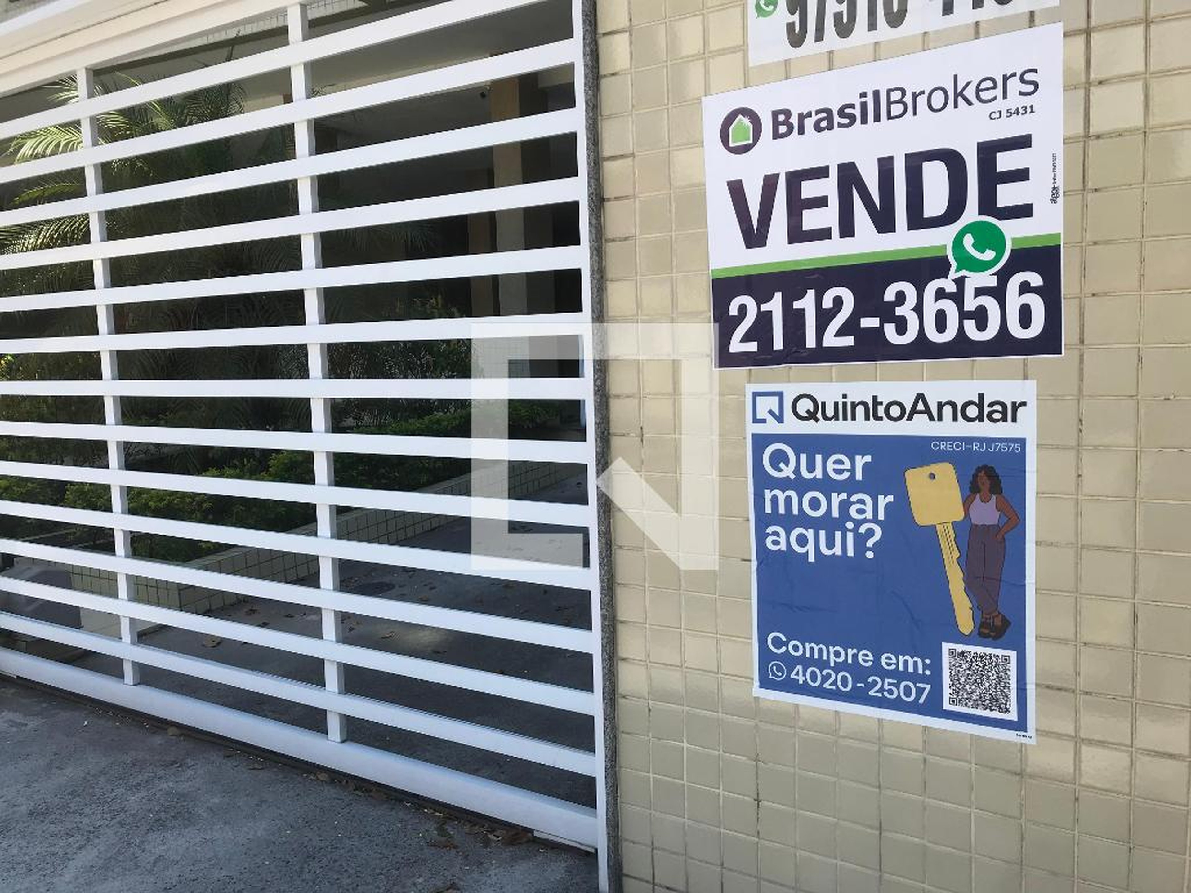 Fachada do Prédio Condomínio em Rua Joel Serrão, 269