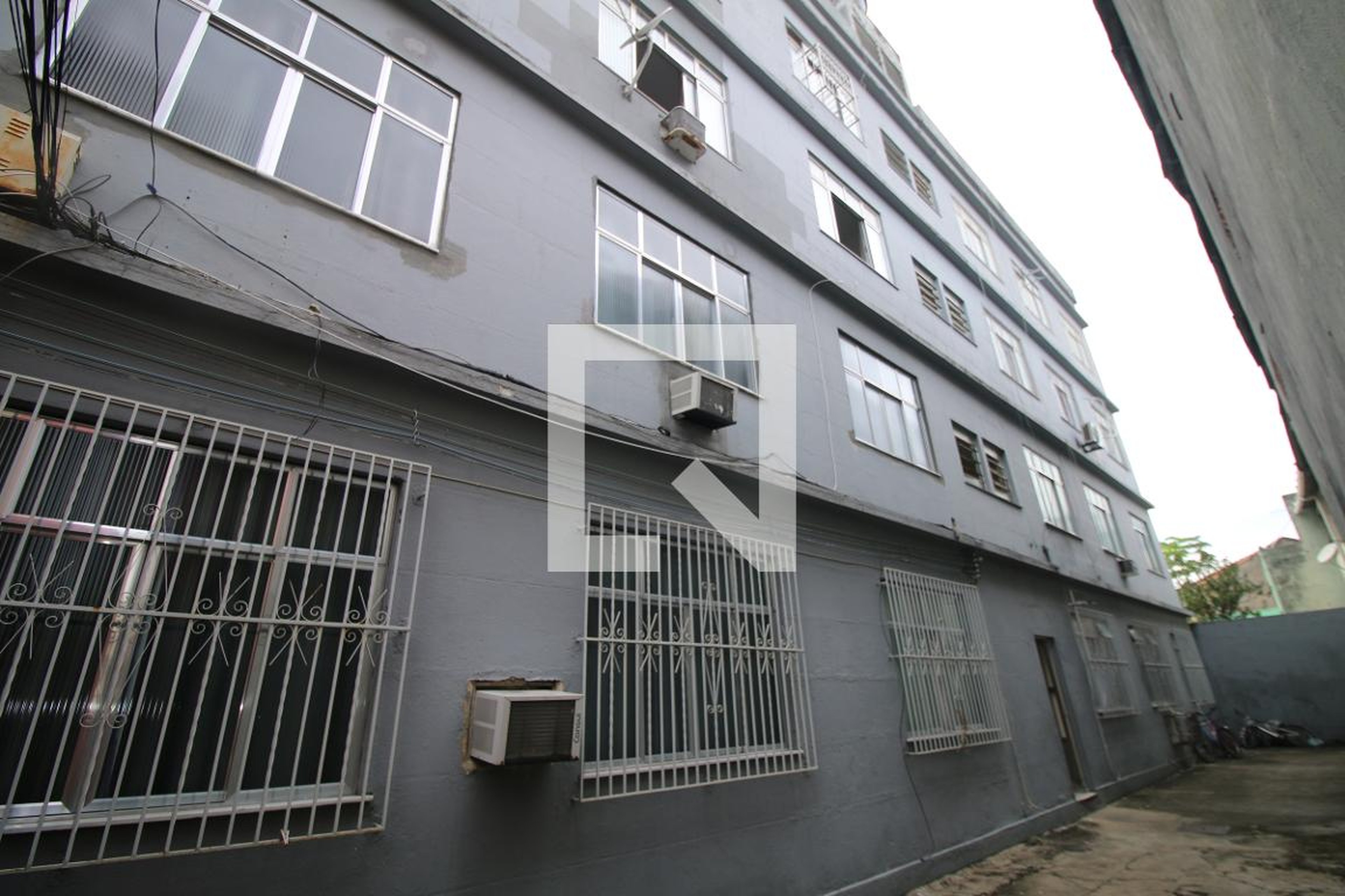 Fachada do Prédio Condomínio em Rua Grão Magrico, 125