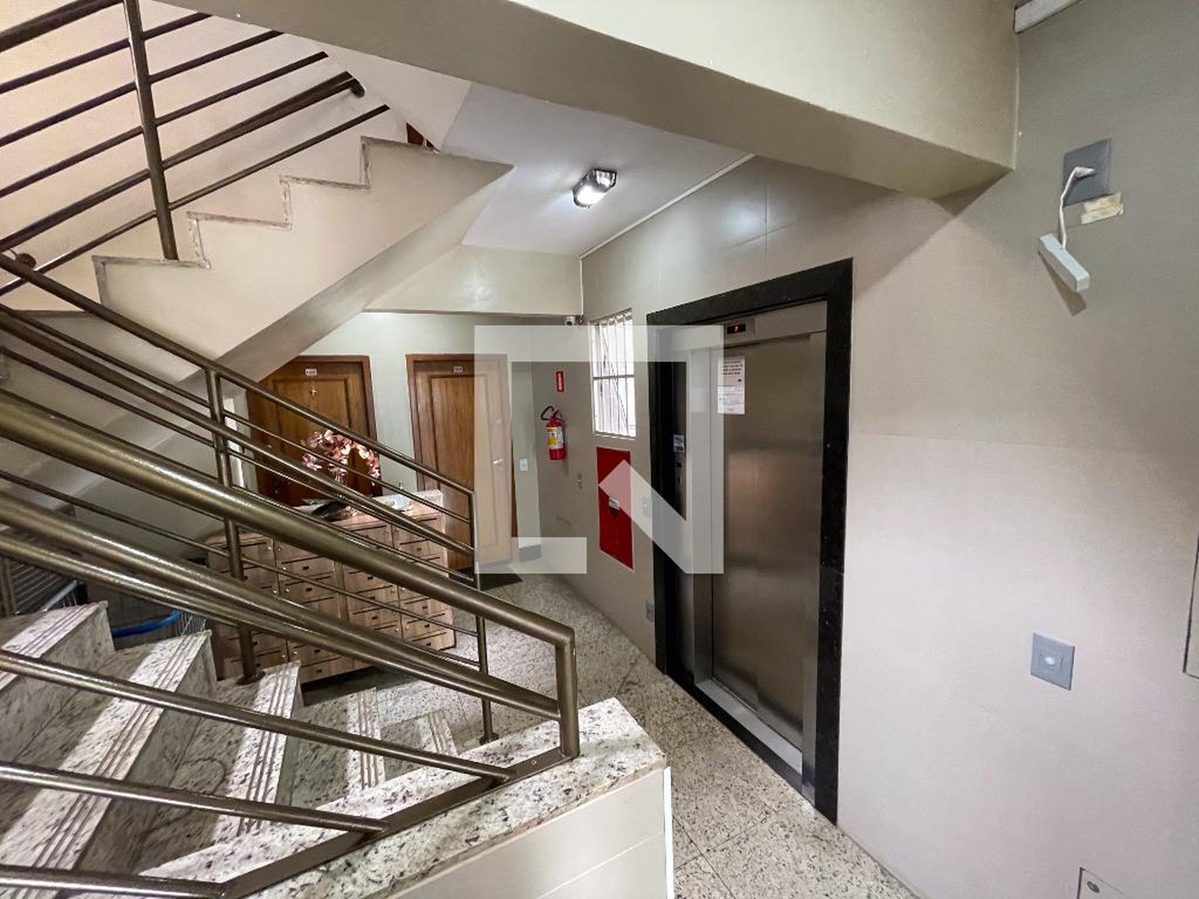 elevador Condomínio em Avenida Bráulio Gomes Nogueira, 400