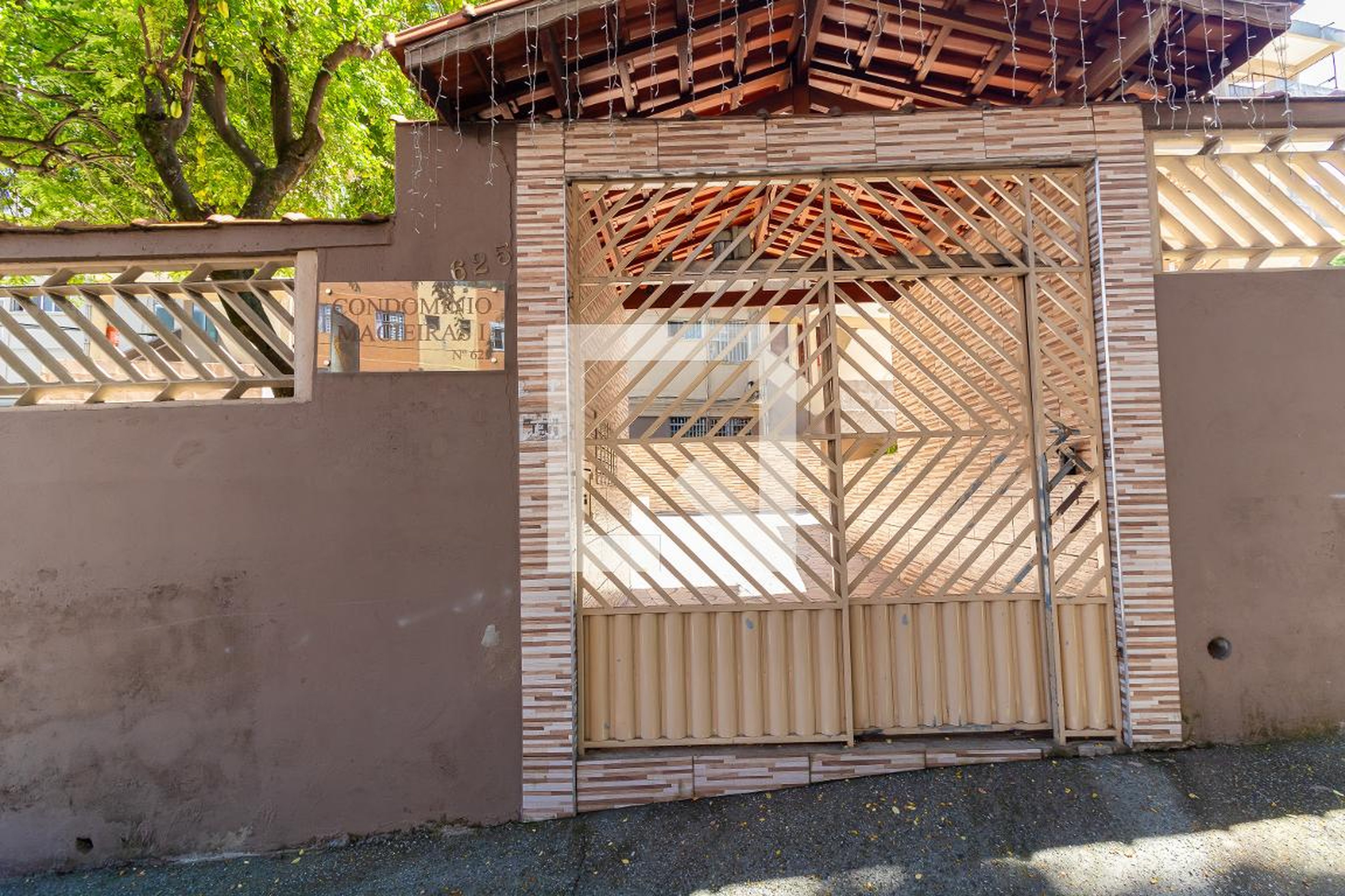 Fachada Condomínio em Rua Bartolomeu Ferrari, 265