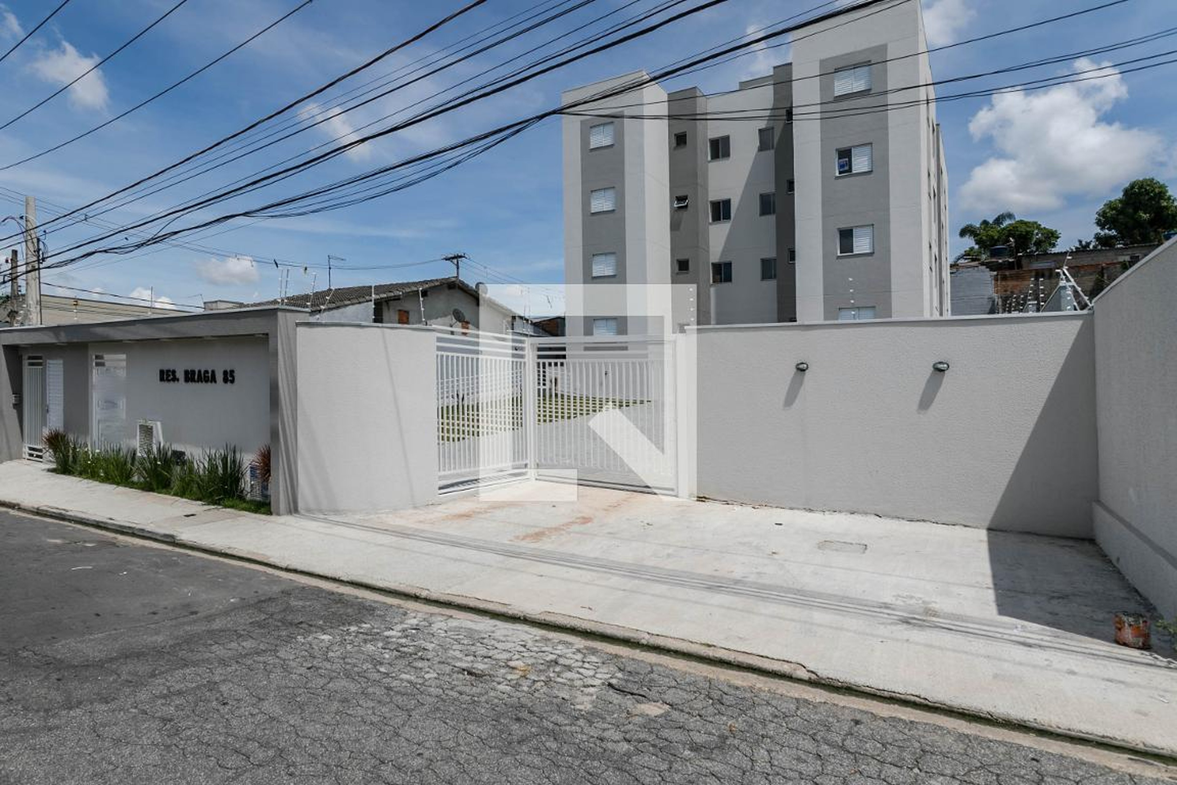 Fachada Condomínio em Rua Newton Alves dos Anjos, 85