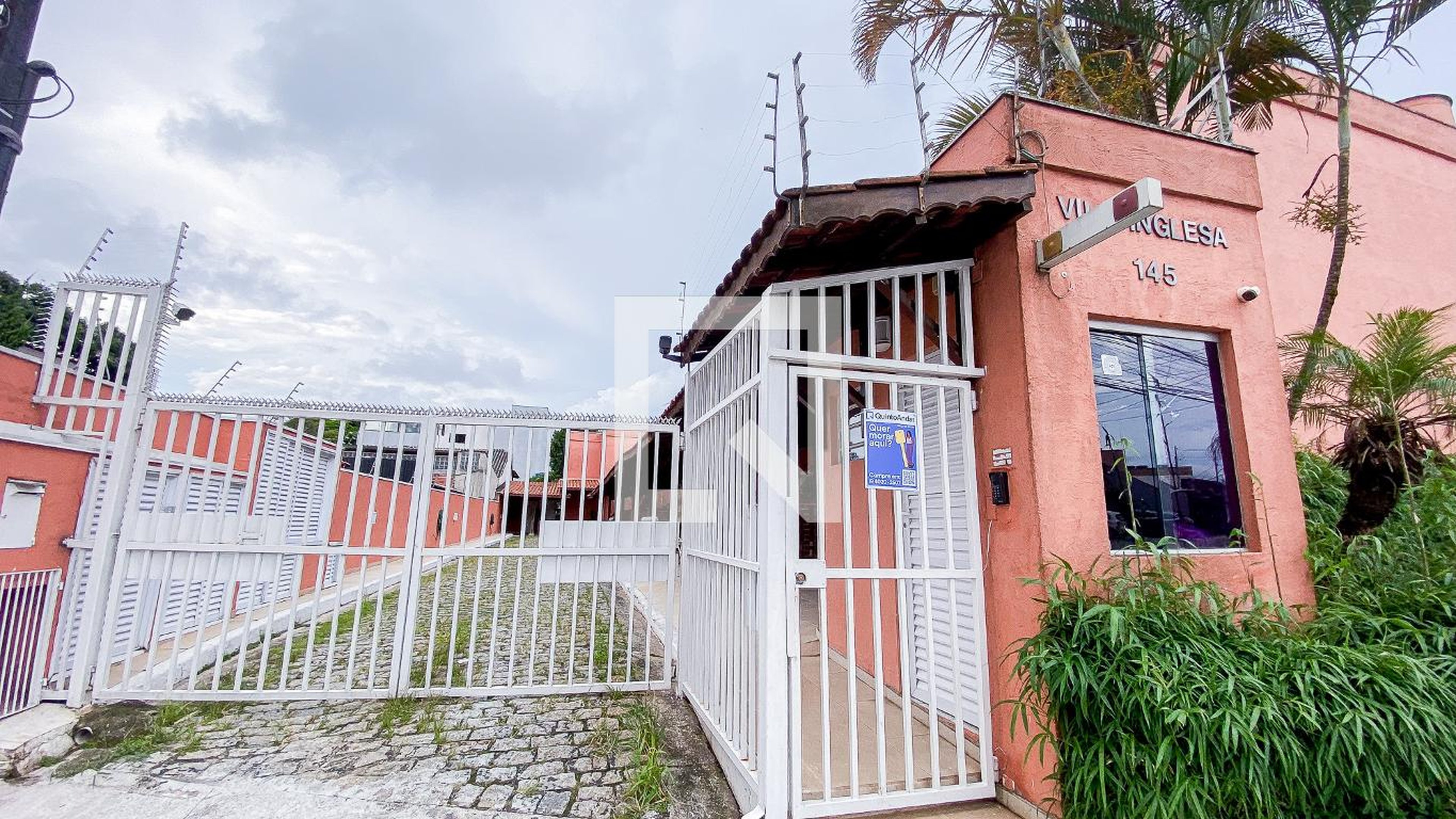 Fachada Condomínio em Rua Ibiapava, 145