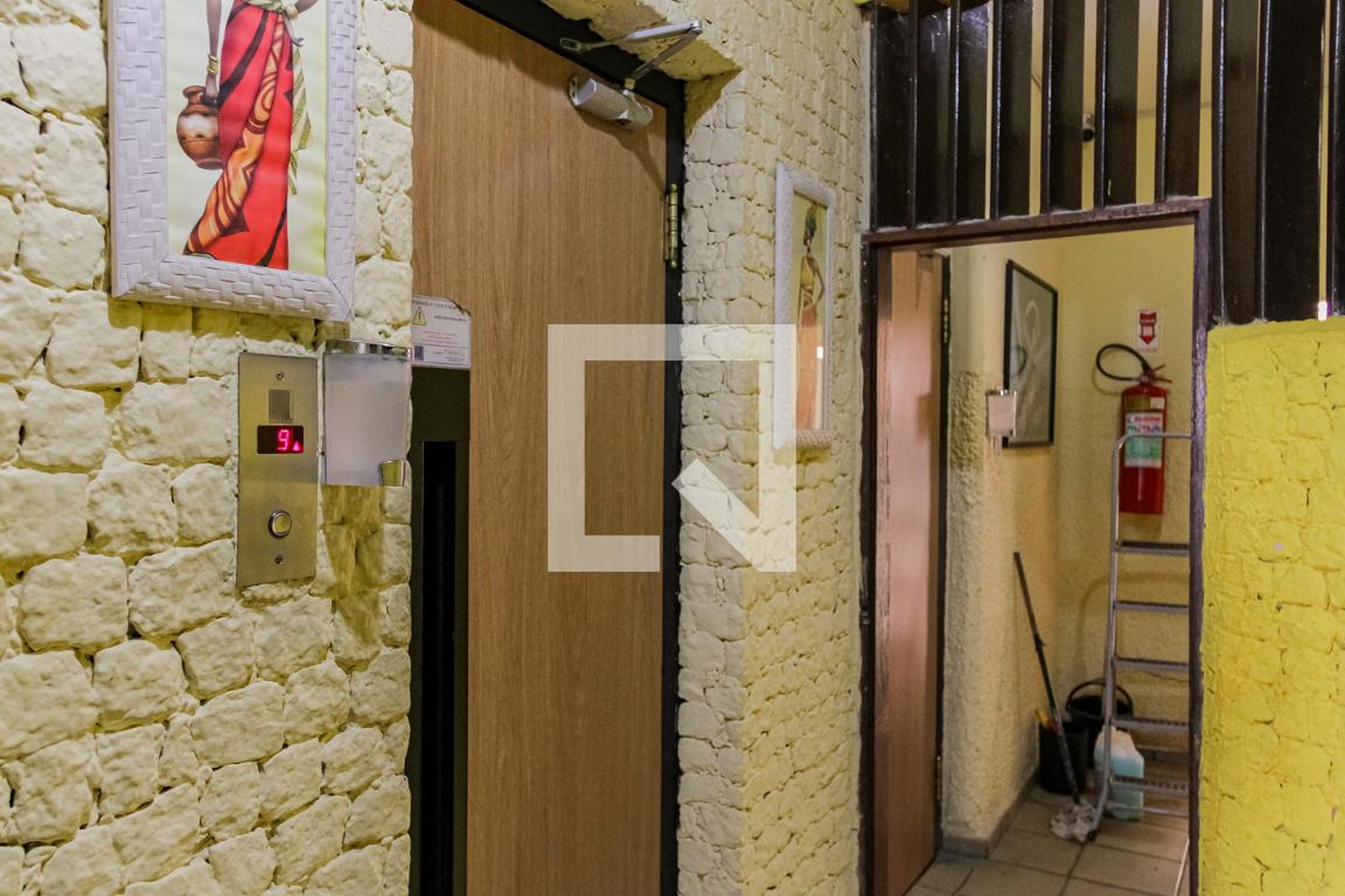 Elevador - Flor de Lotus