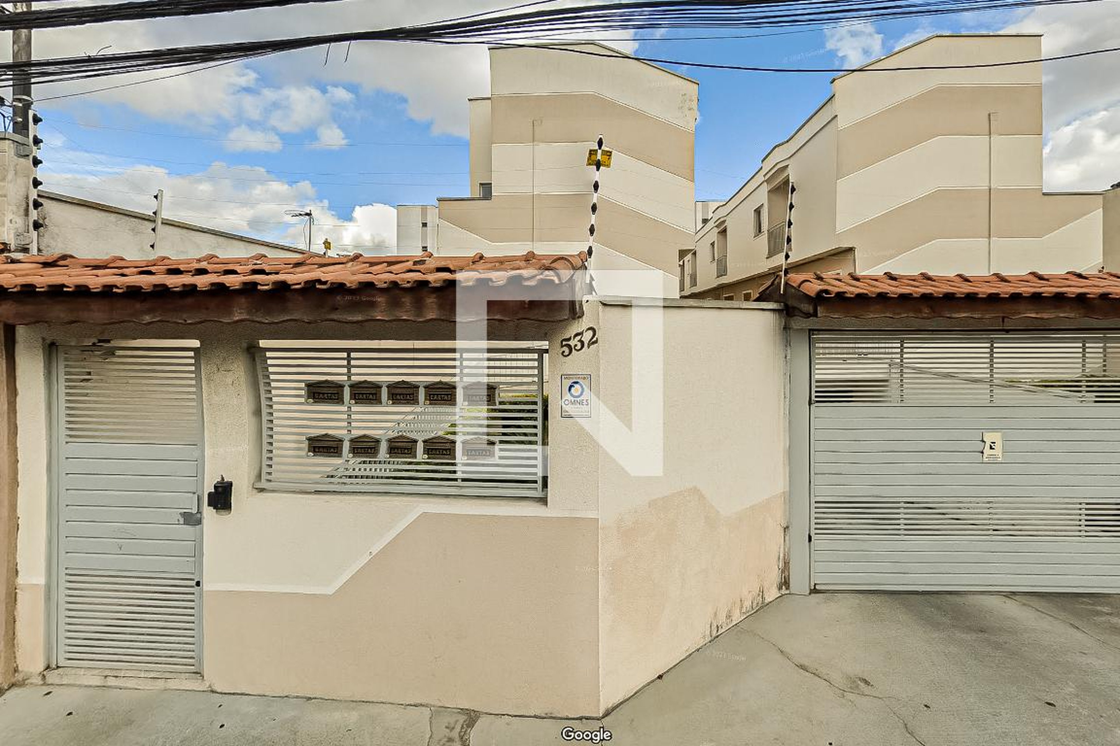 Fachada Condomínio em Rua São Serafim, 533