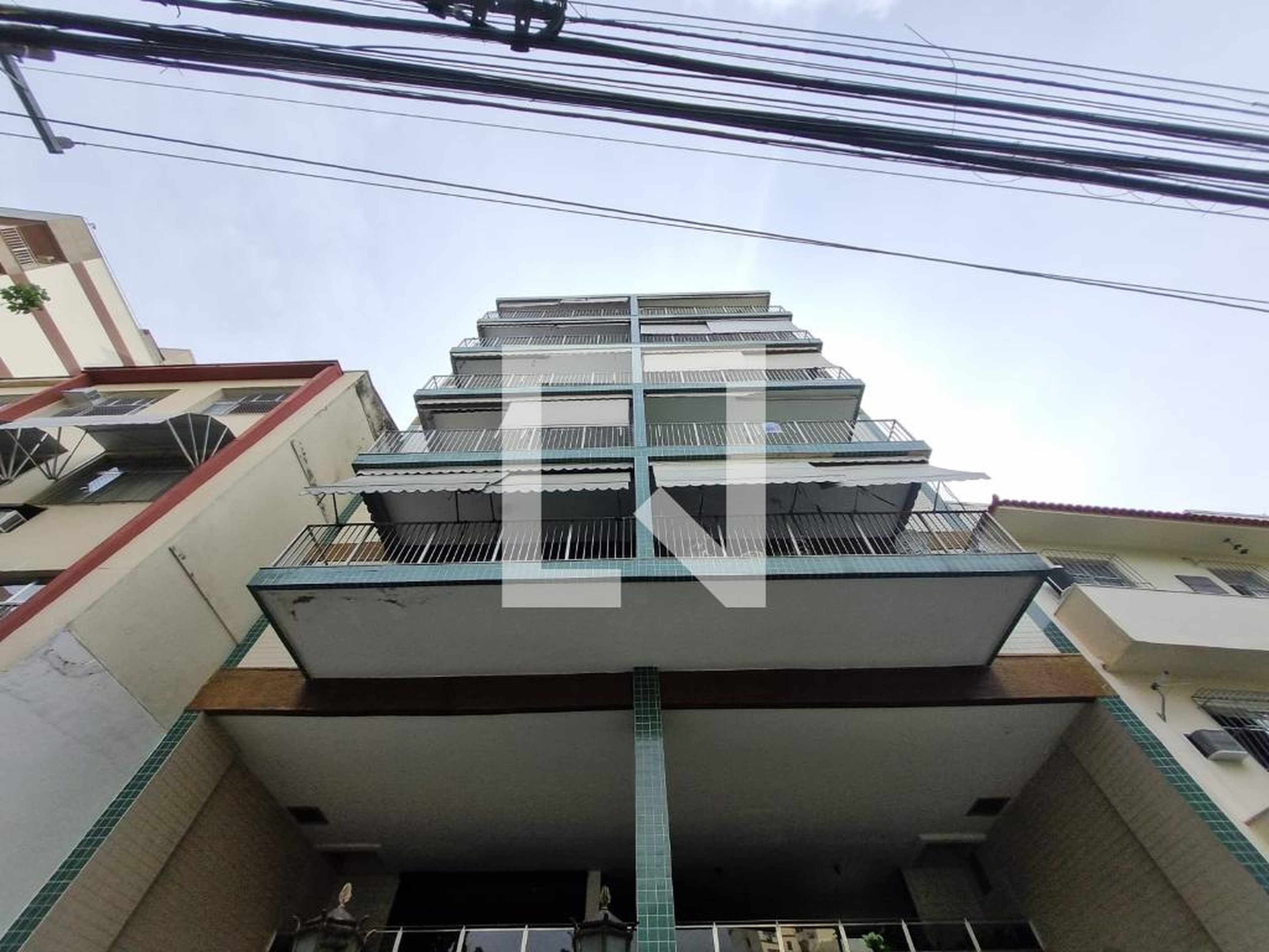 Fachada Condomínio em Rua José Vicente, 82