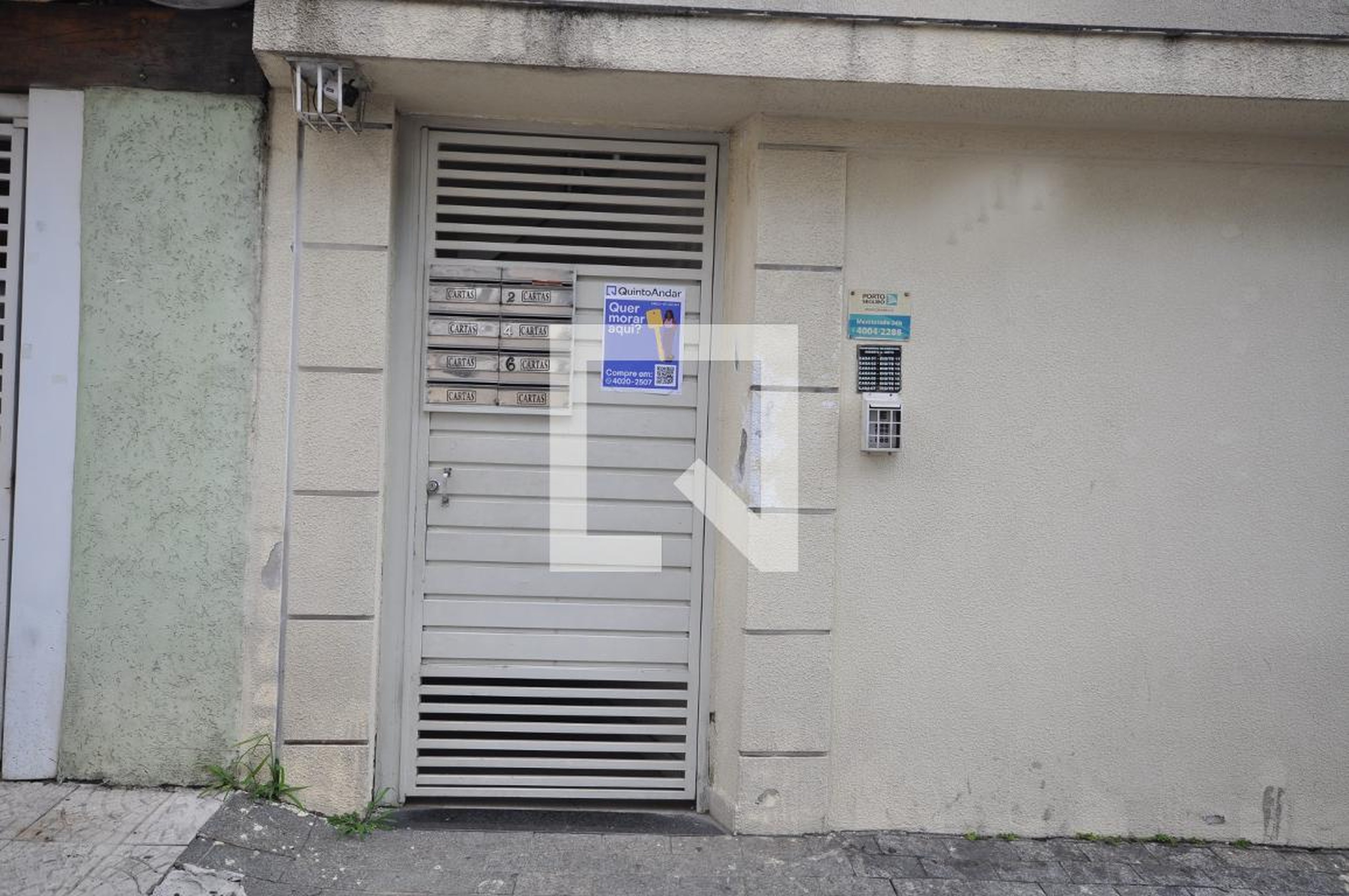 Fachada Condomínio em Rua Aldeia Vinte de Setembro, 144