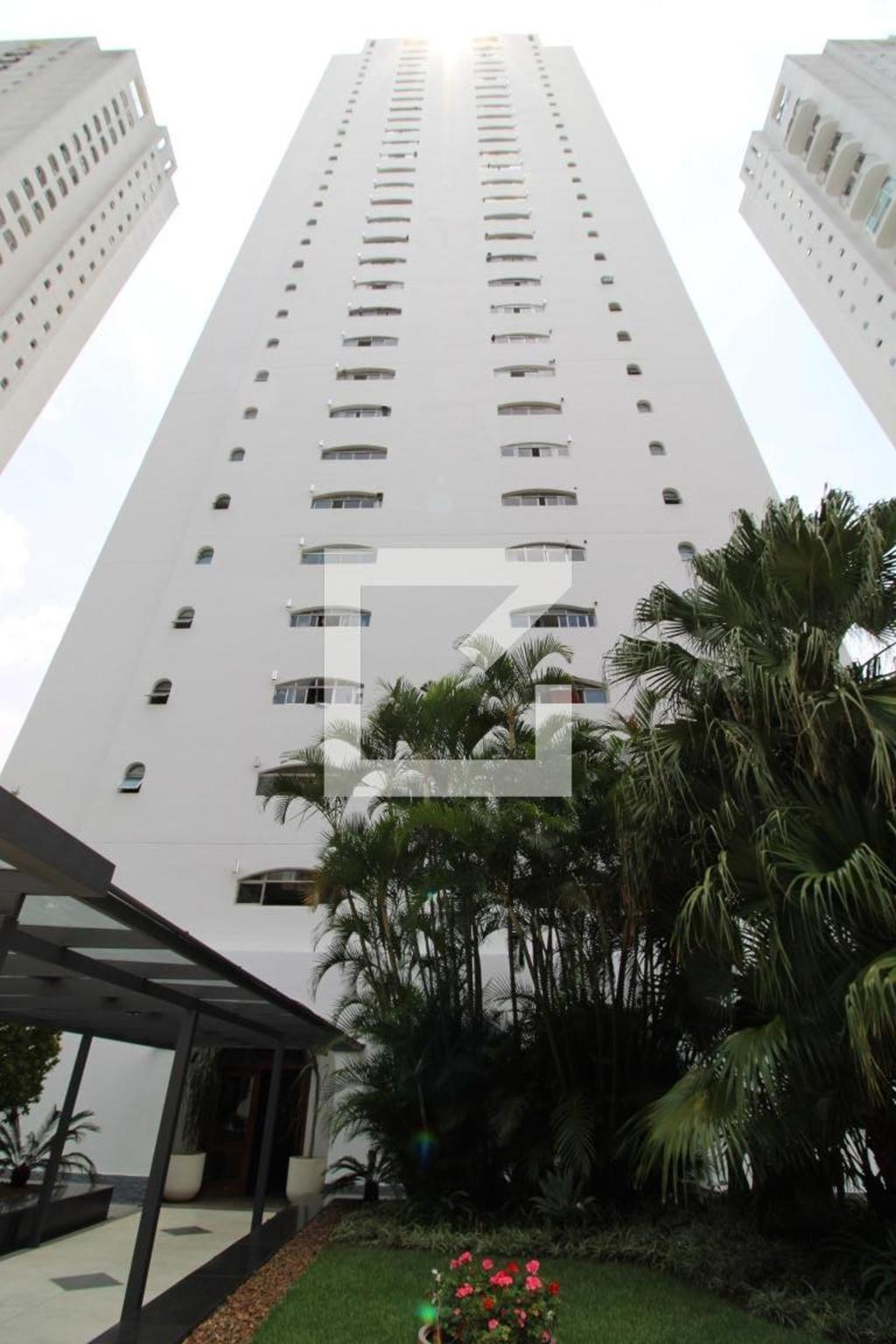 Fachada do Prédio Edificio Gisele