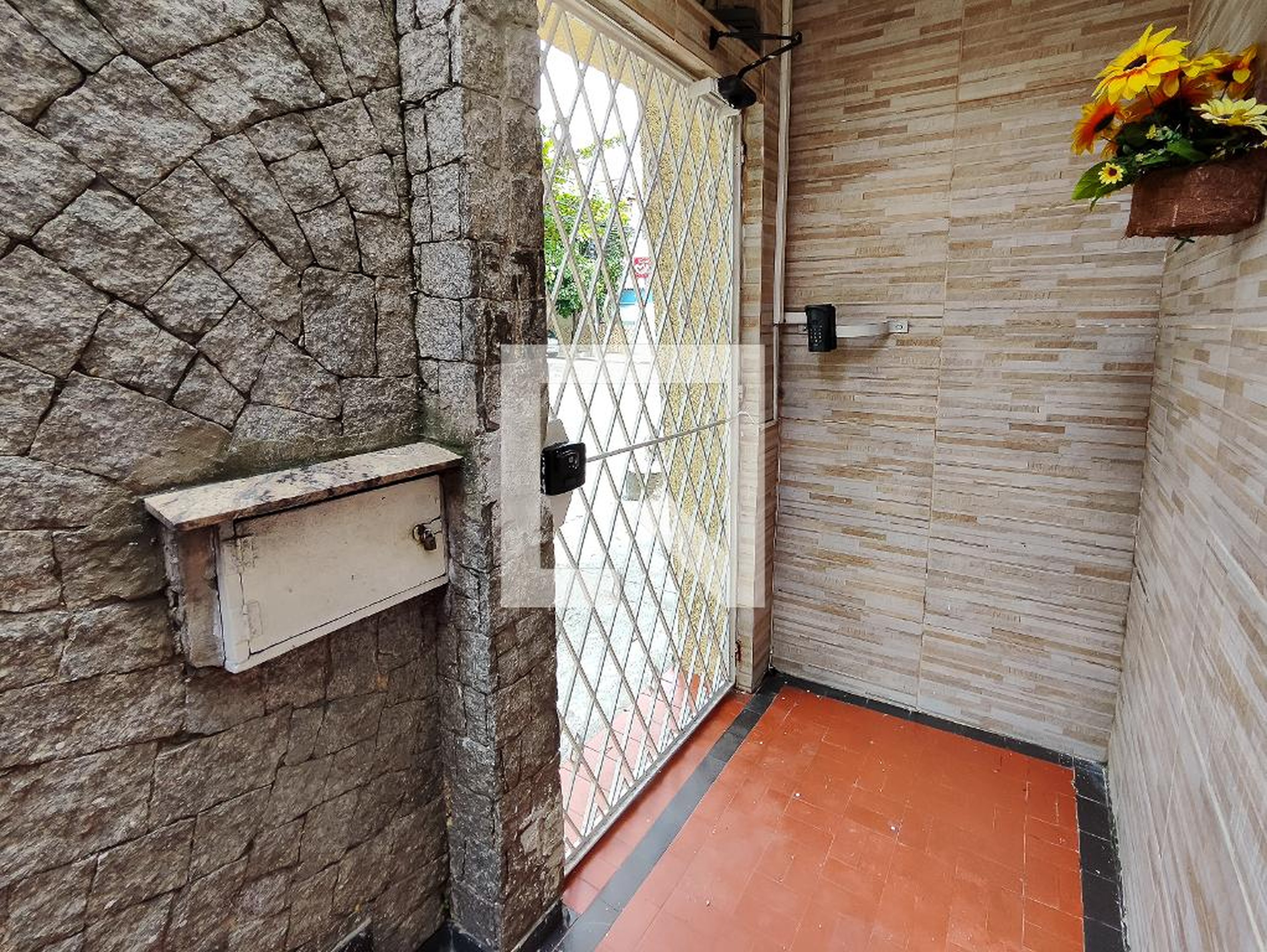 Entrada - Edifício Alto da Pedra