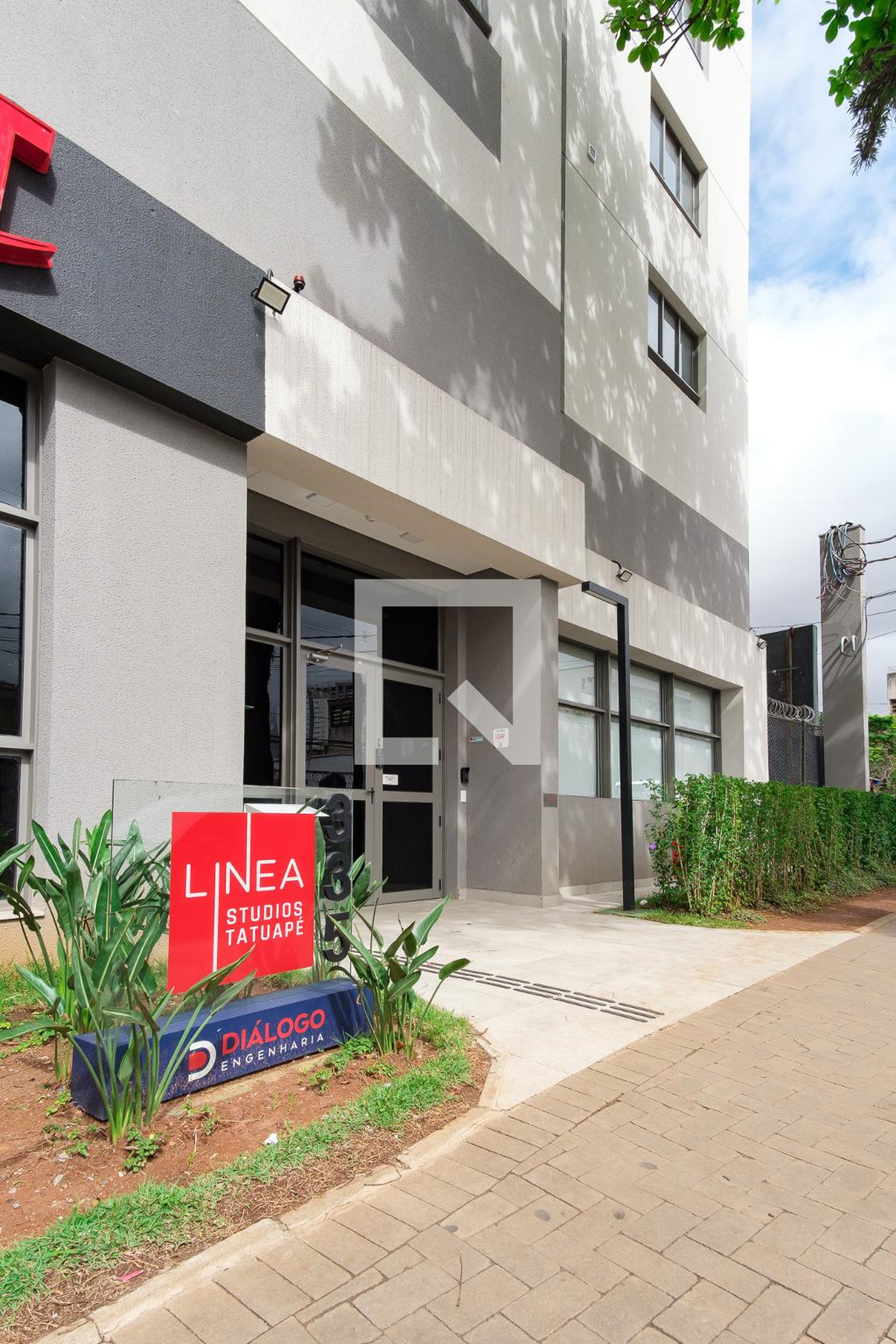 Fachada Condomínio em Rua Dr. Ângelo Vita, 336