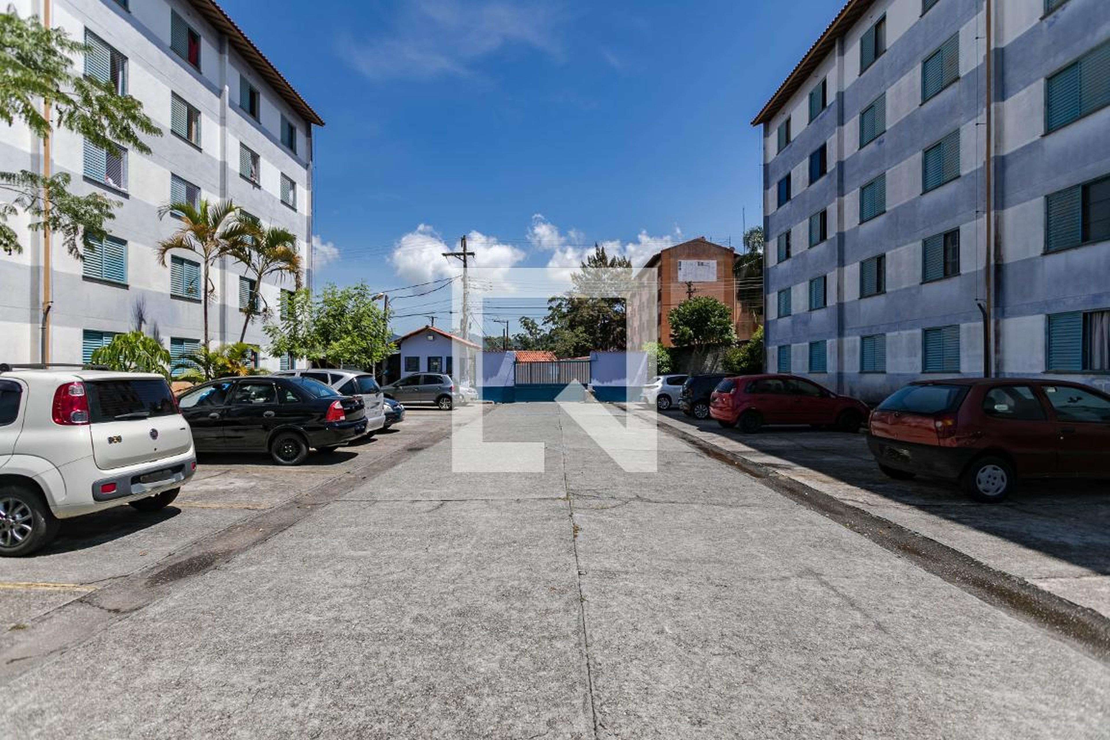 Área Comum - Estacionamento - 