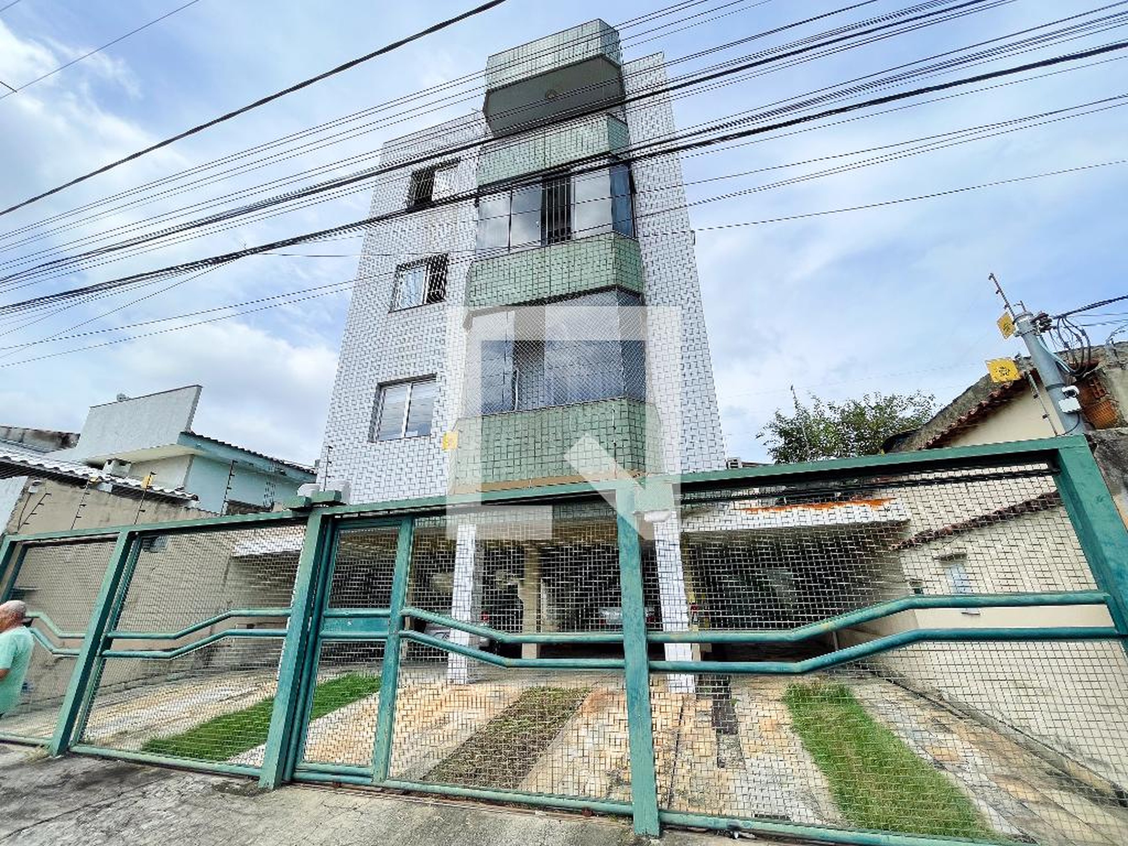 Fachada do Prédio Condomínio em Rua Rio D'ouro, 87
