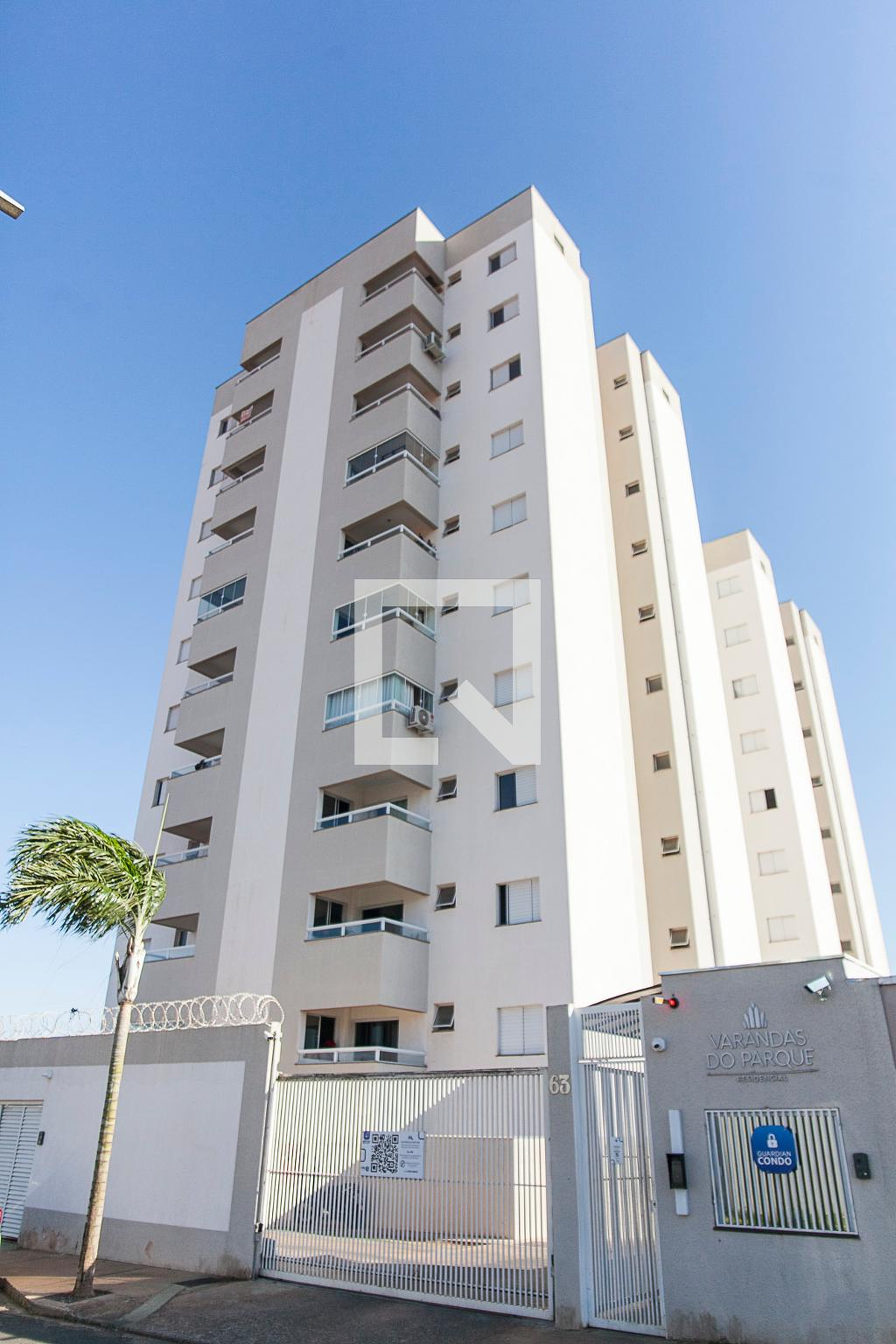 Fachada Condomínio Varandas do Parque